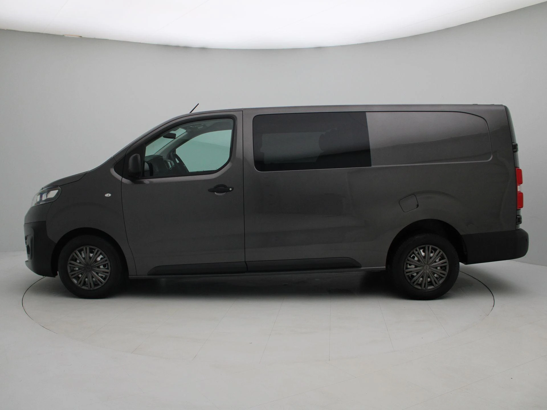 Opel Vivaro – autofoto 5