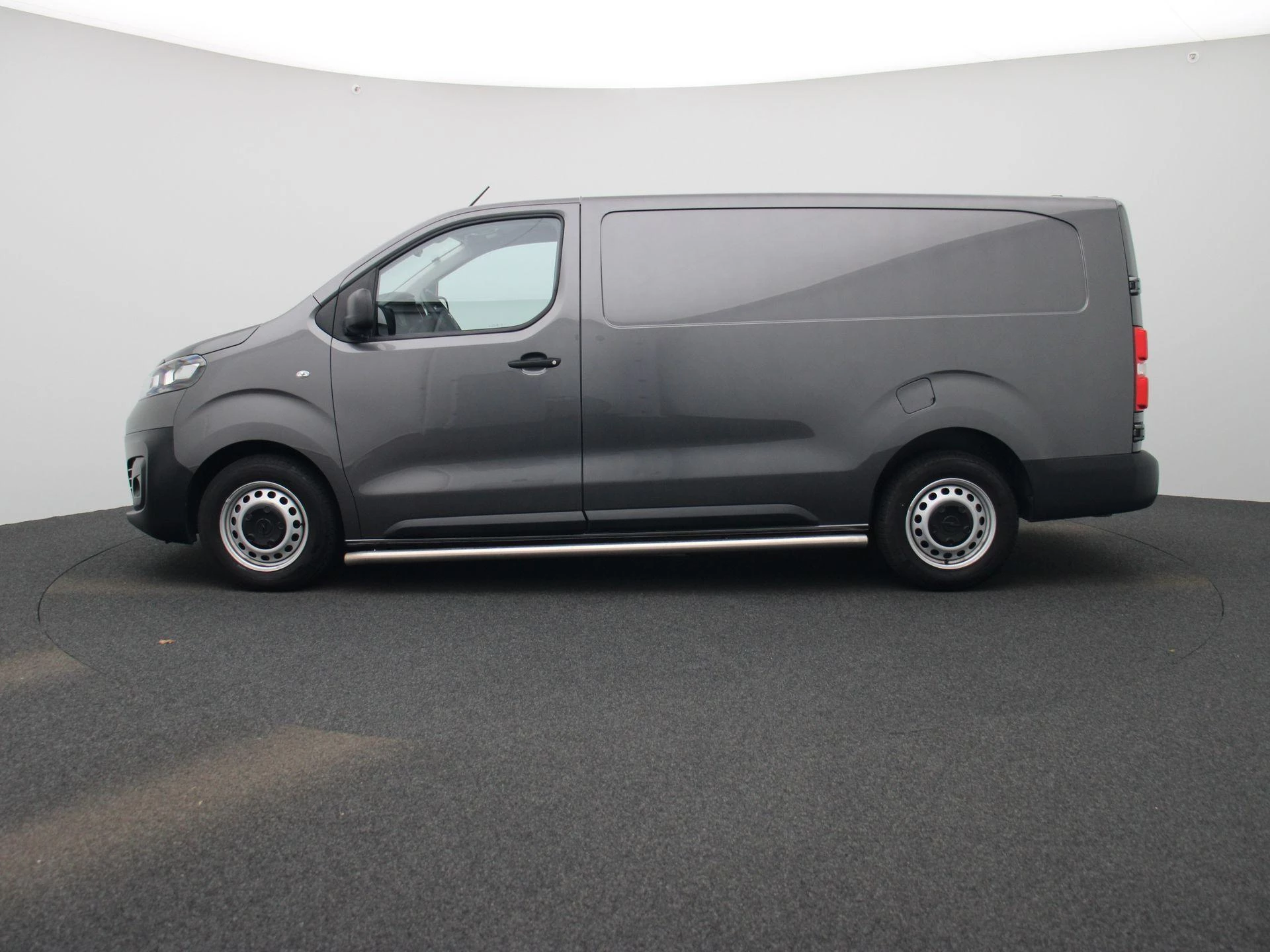 Opel Vivaro – autofoto 5