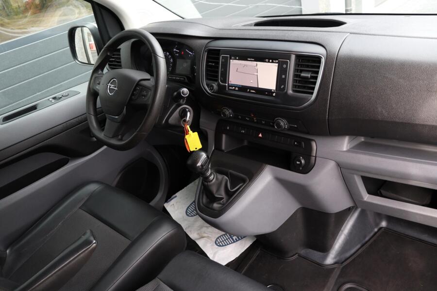 Opel Vivaro met kenteken VLS-06-K – achteraanzicht