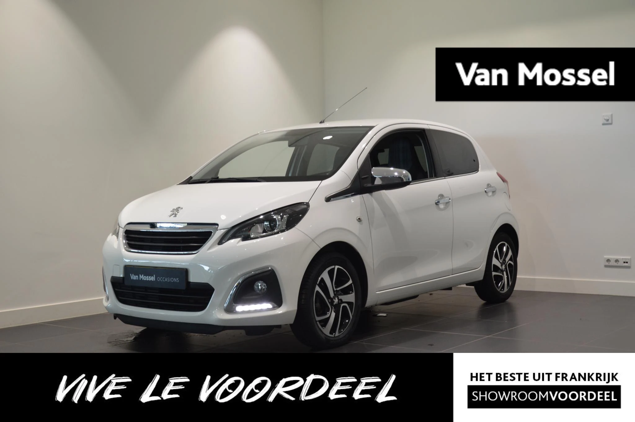 Peugeot 108 met kenteken 43100 – autofoto 2