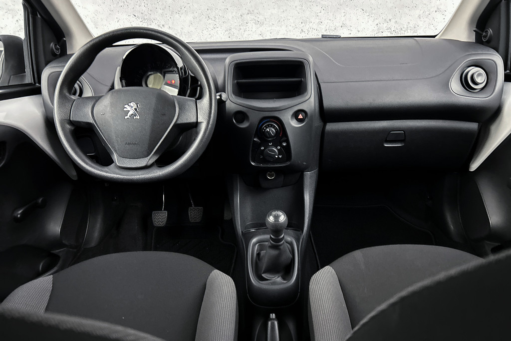 Peugeot 108 – dashboard