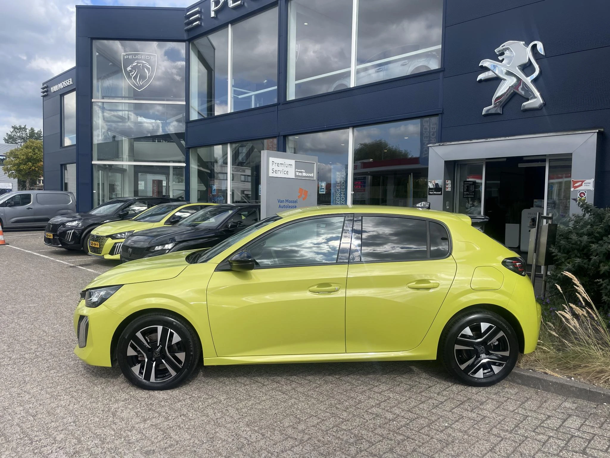 Peugeot 208 – autofoto 4