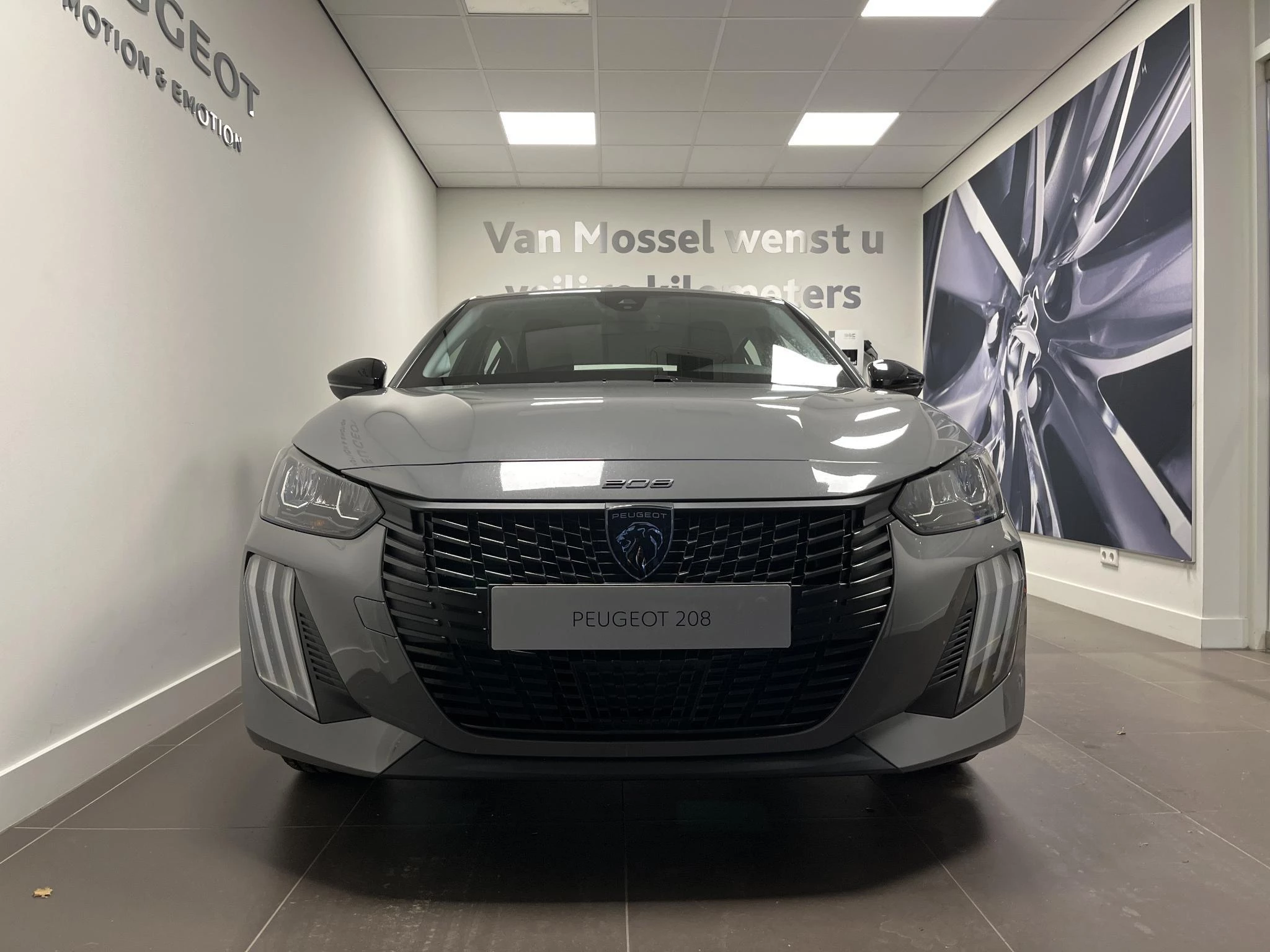 Peugeot 208 met kenteken GRD-47-D – autofoto 4