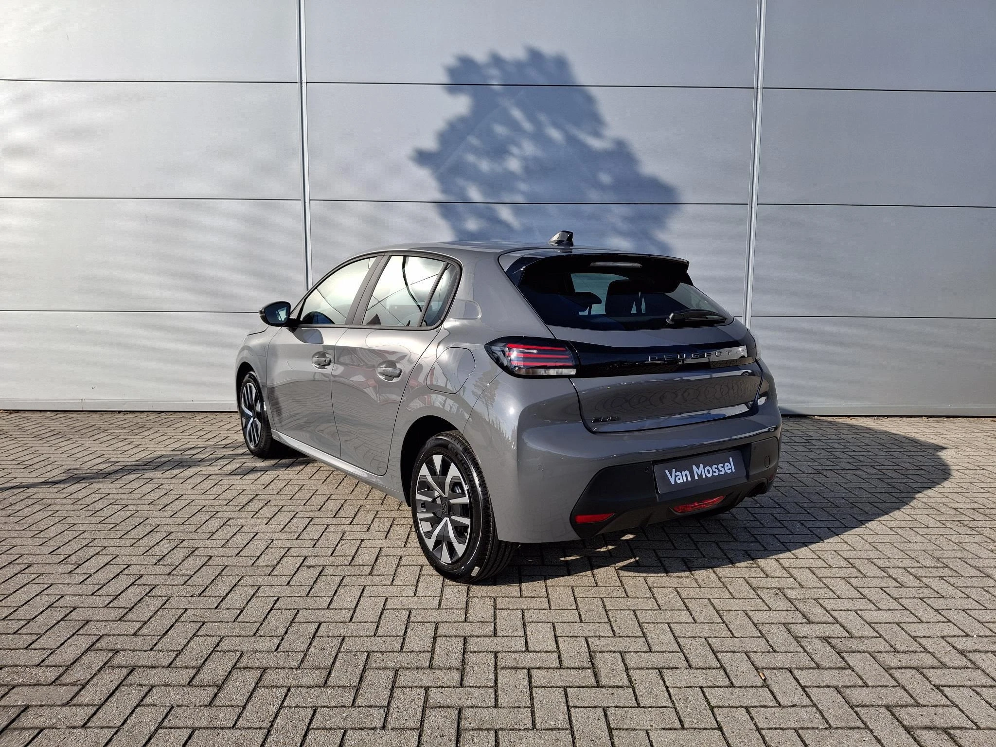 Peugeot 208 met kenteken GRF-98-T – autofoto 5