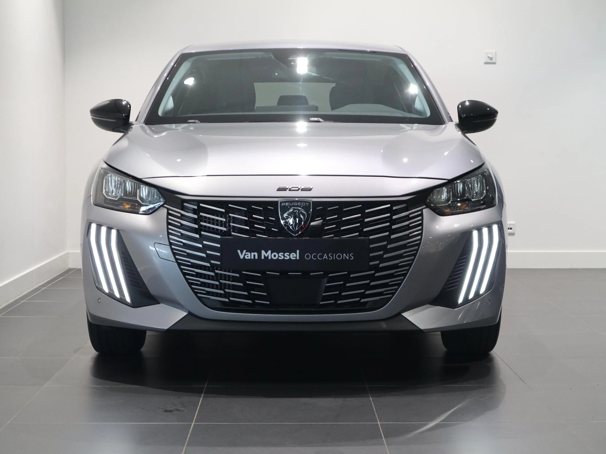 Peugeot 208 met kenteken KFR-72-V – autofoto 4
