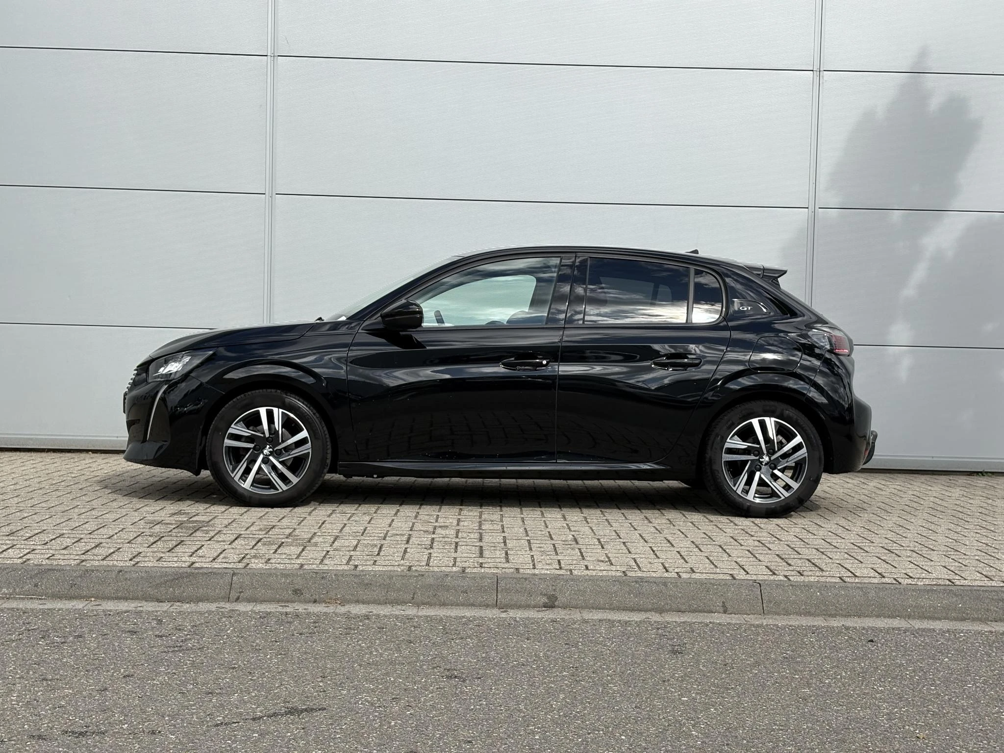 Peugeot 208 met kenteken N-820-VL – autofoto 5