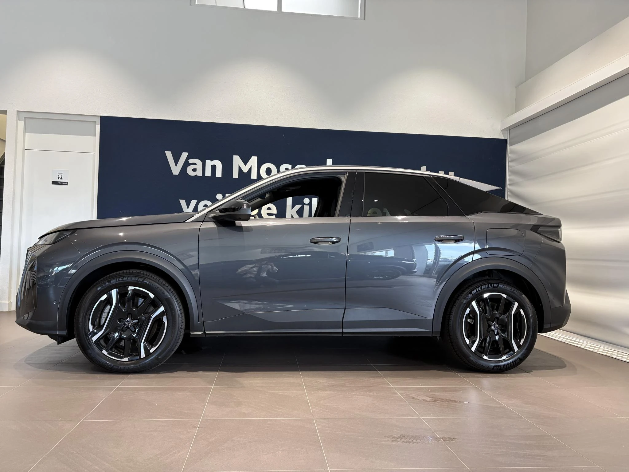 Peugeot 3008 met kenteken 87 – autofoto 4