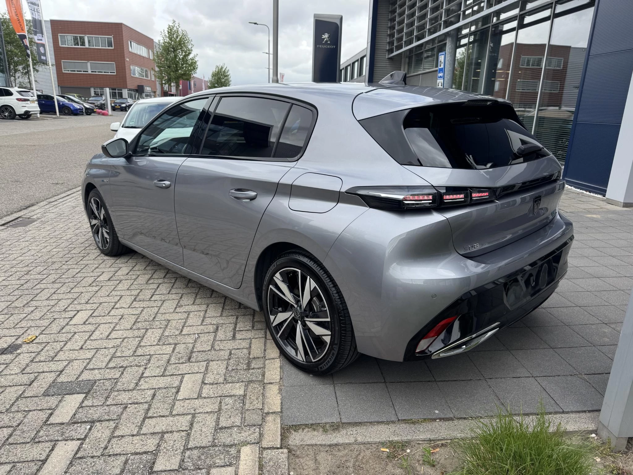 Peugeot 308 met kenteken KPT-93-J – autofoto 5