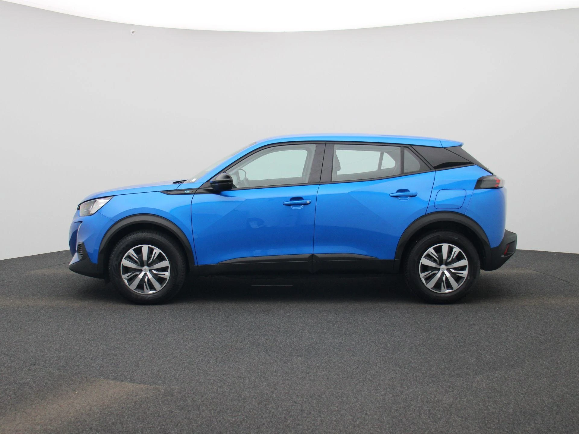 Peugeot e-2008 – autofoto 5