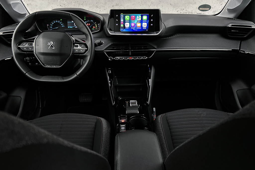 Peugeot E-208 – dashboard