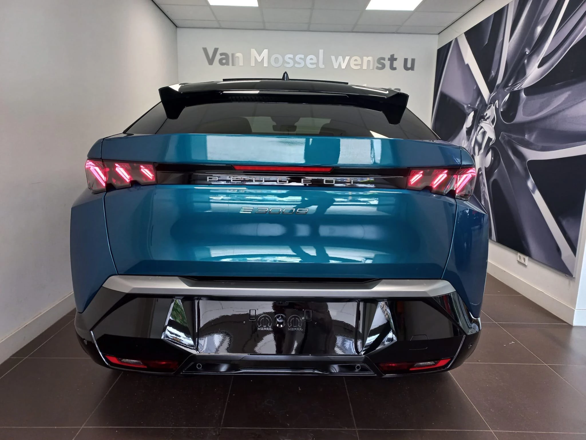 Peugeot e-3008 – autofoto 5