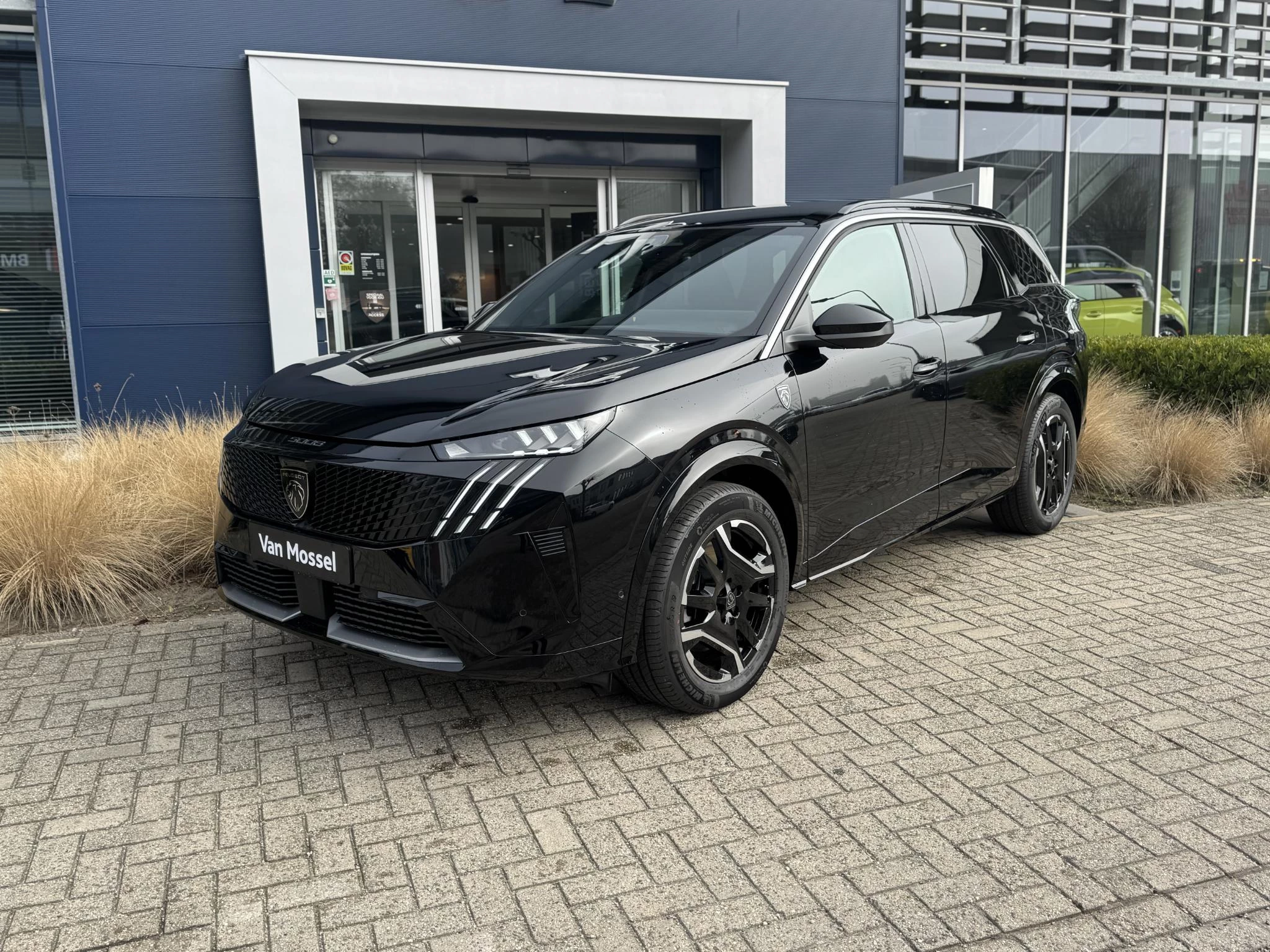 Peugeot e-5008 – autofoto 5