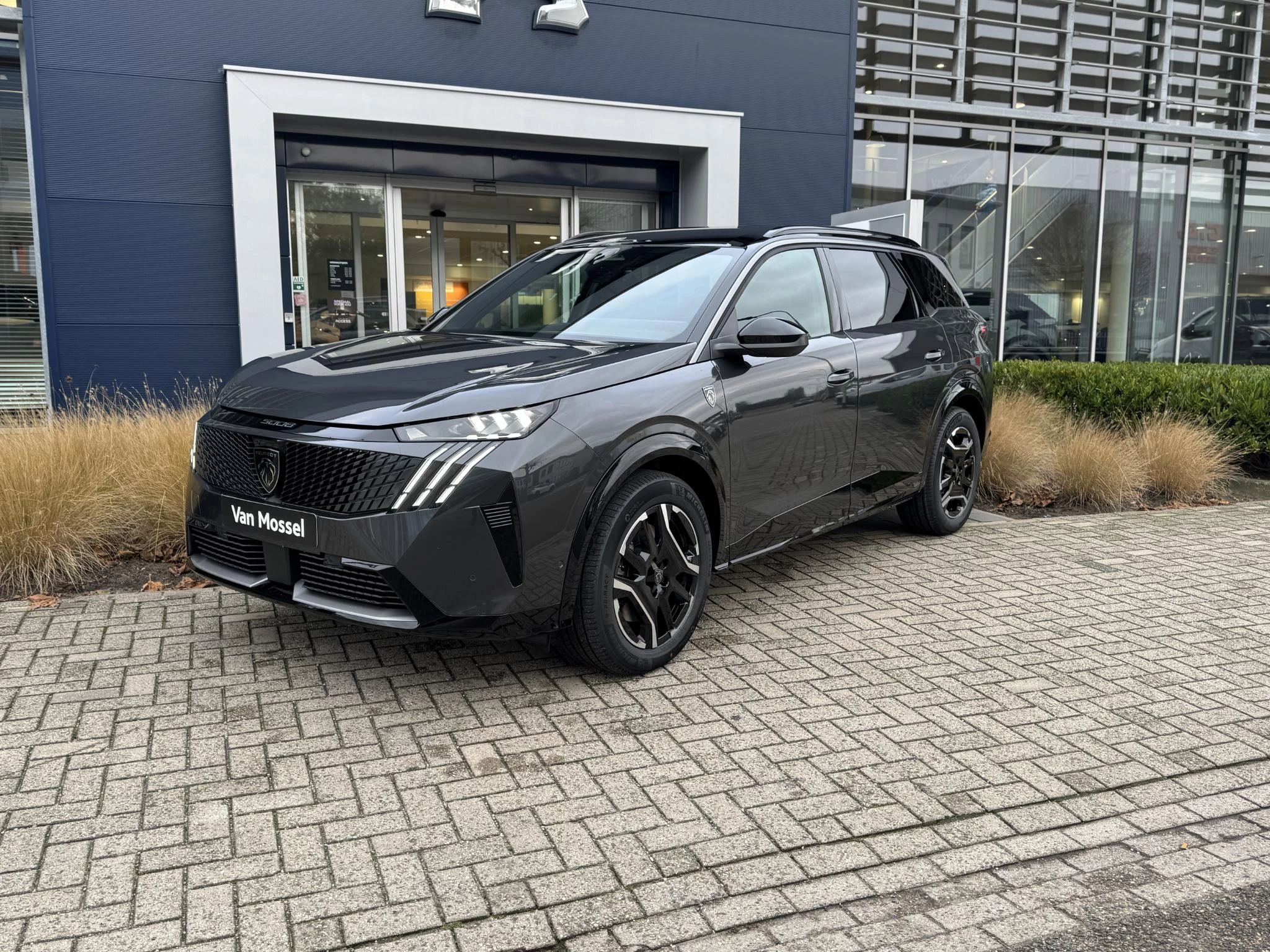 Peugeot e-5008 – autofoto 4