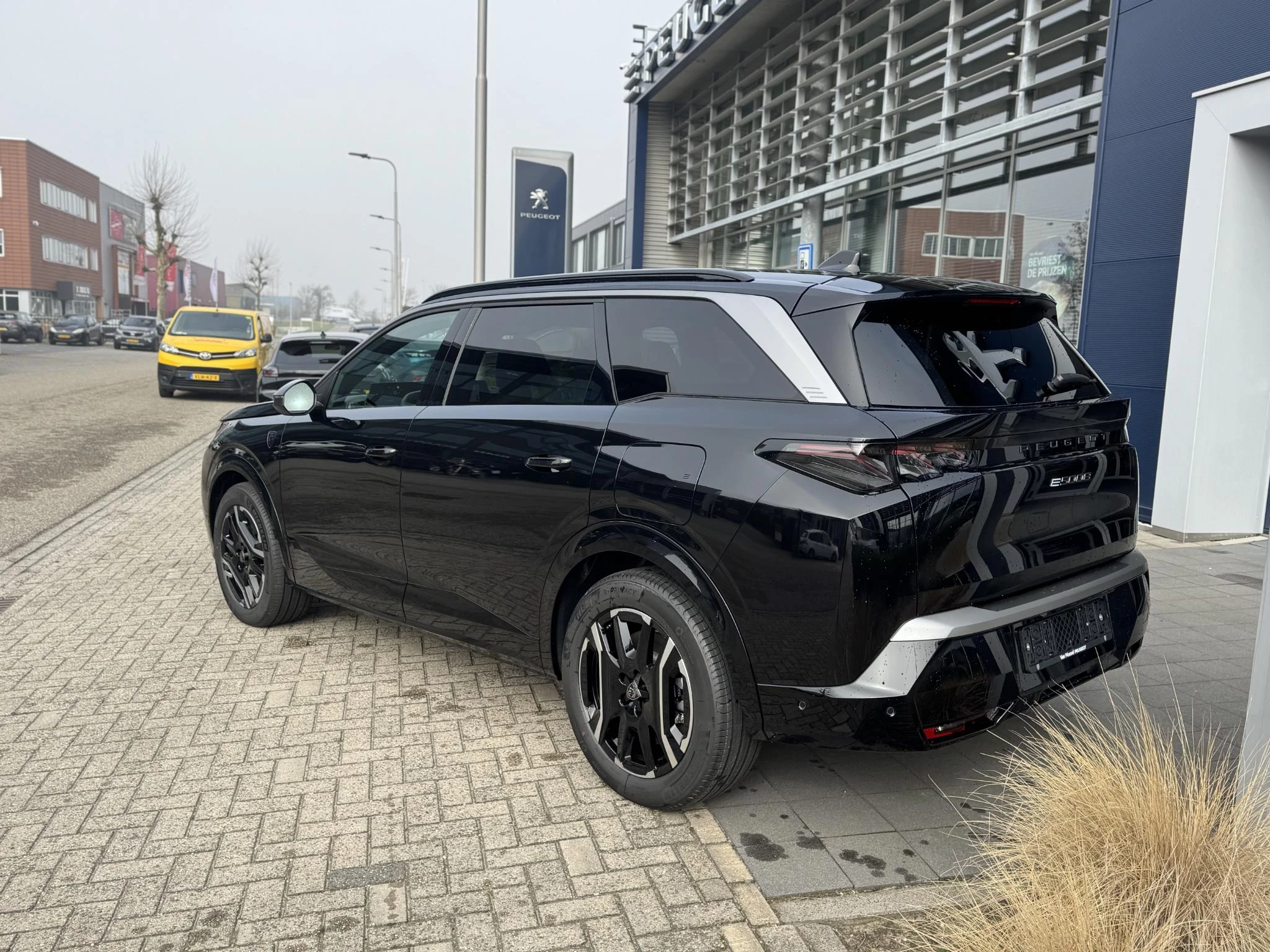 Peugeot e-5008 – autofoto 5