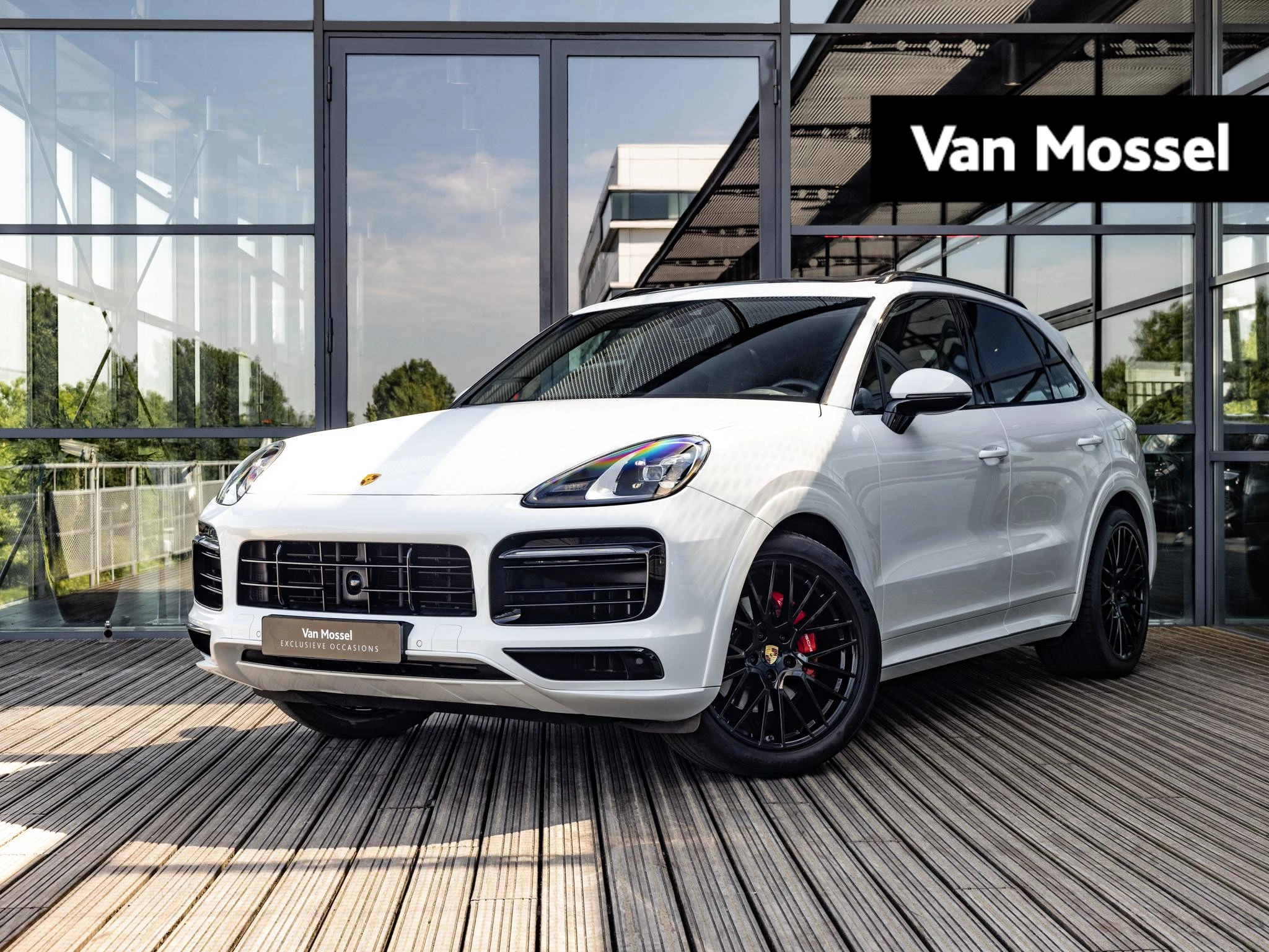 Porsche Cayenne met kenteken 31100 – autofoto 2