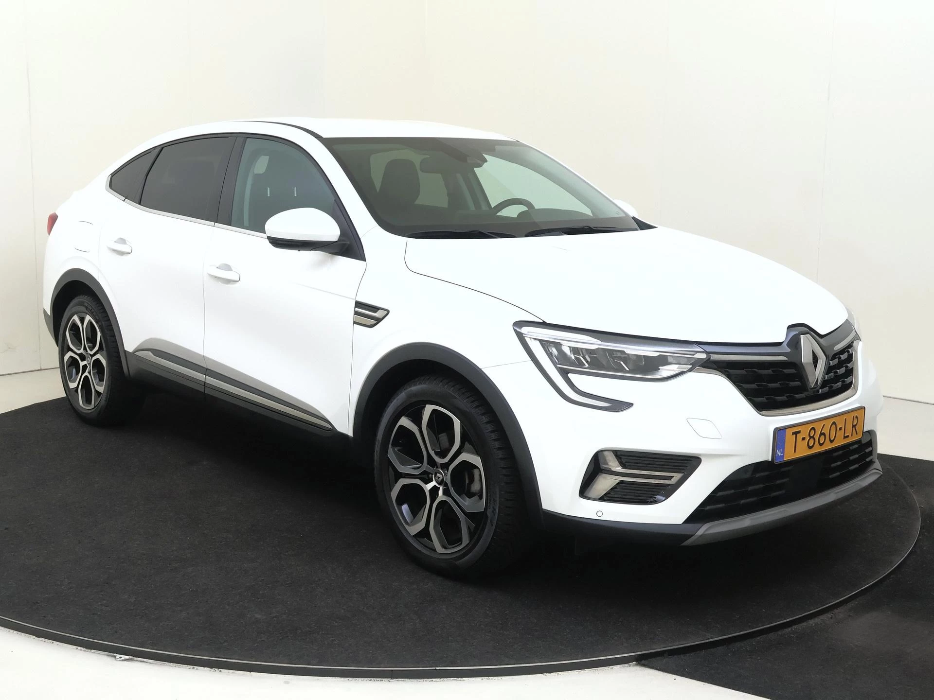 Renault Arkana – autofoto 3