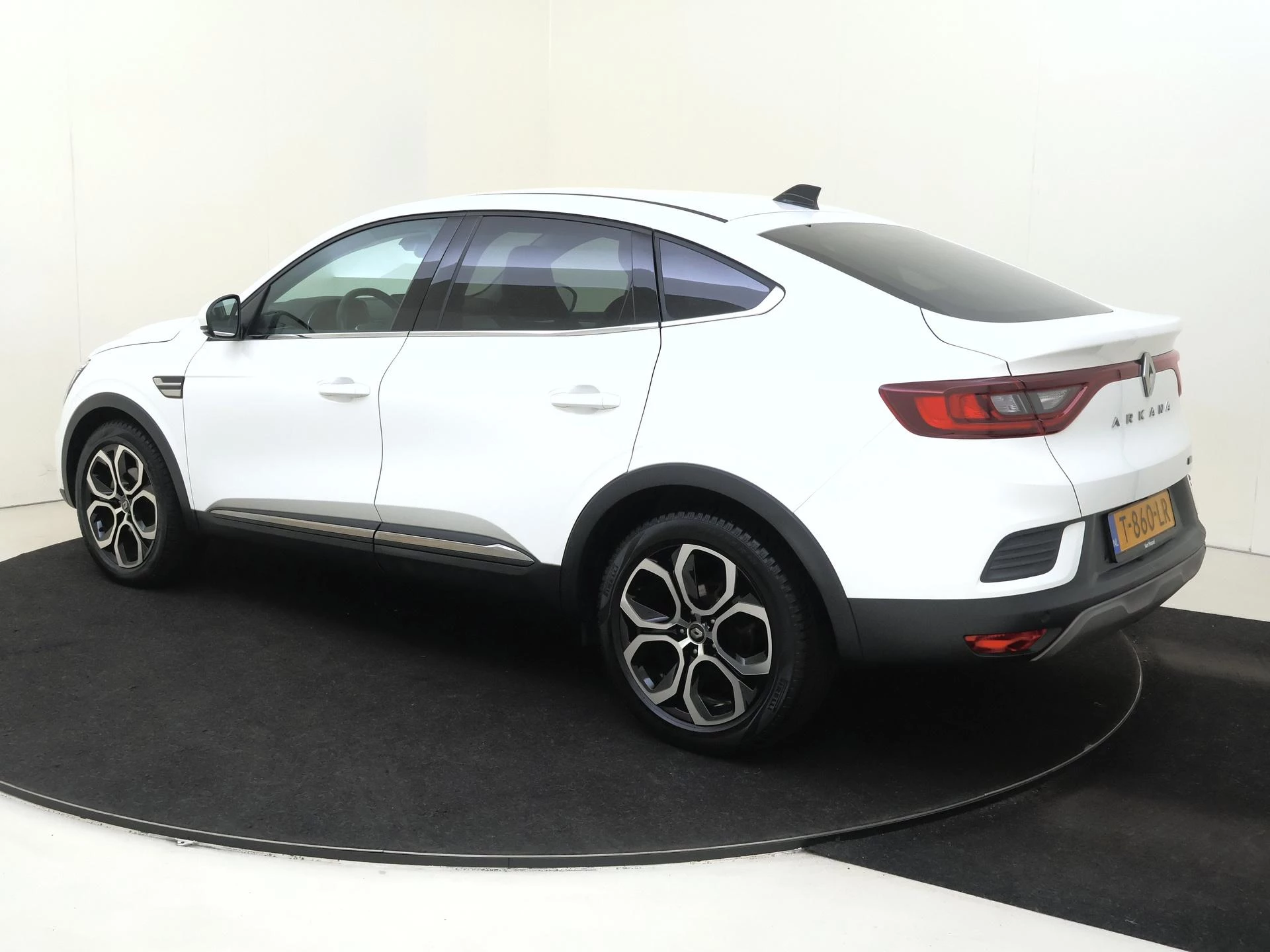 Renault Arkana – autofoto 4
