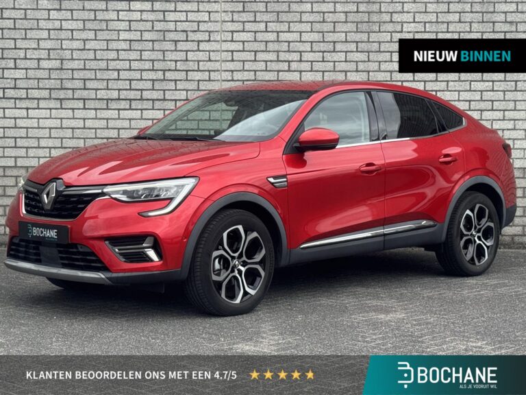 Renault Arkana met kenteken T-240-SX – vooraanzicht