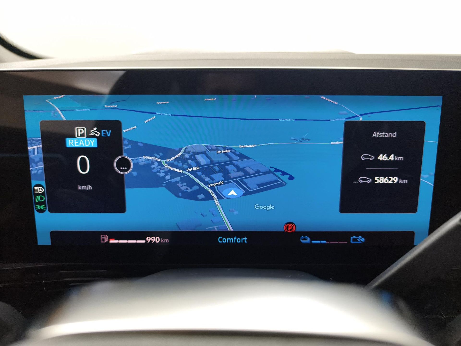 Renault Austral met kenteken GHV-38-L – dashboard