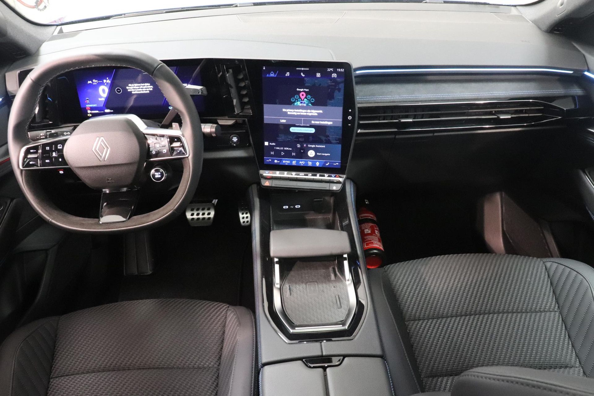 Renault Austral met kenteken KTR-19-H – interieur