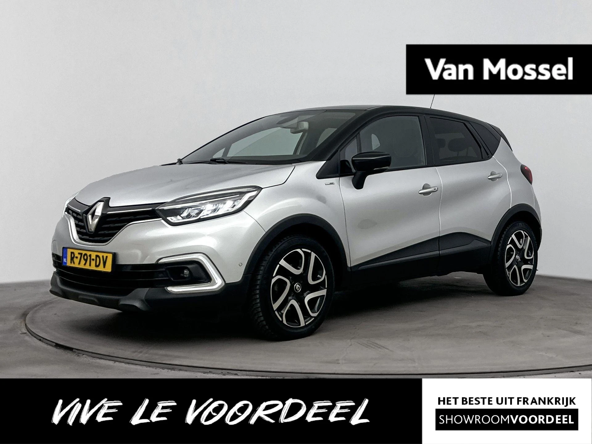Renault Captur met kenteken 66100 – autofoto 2
