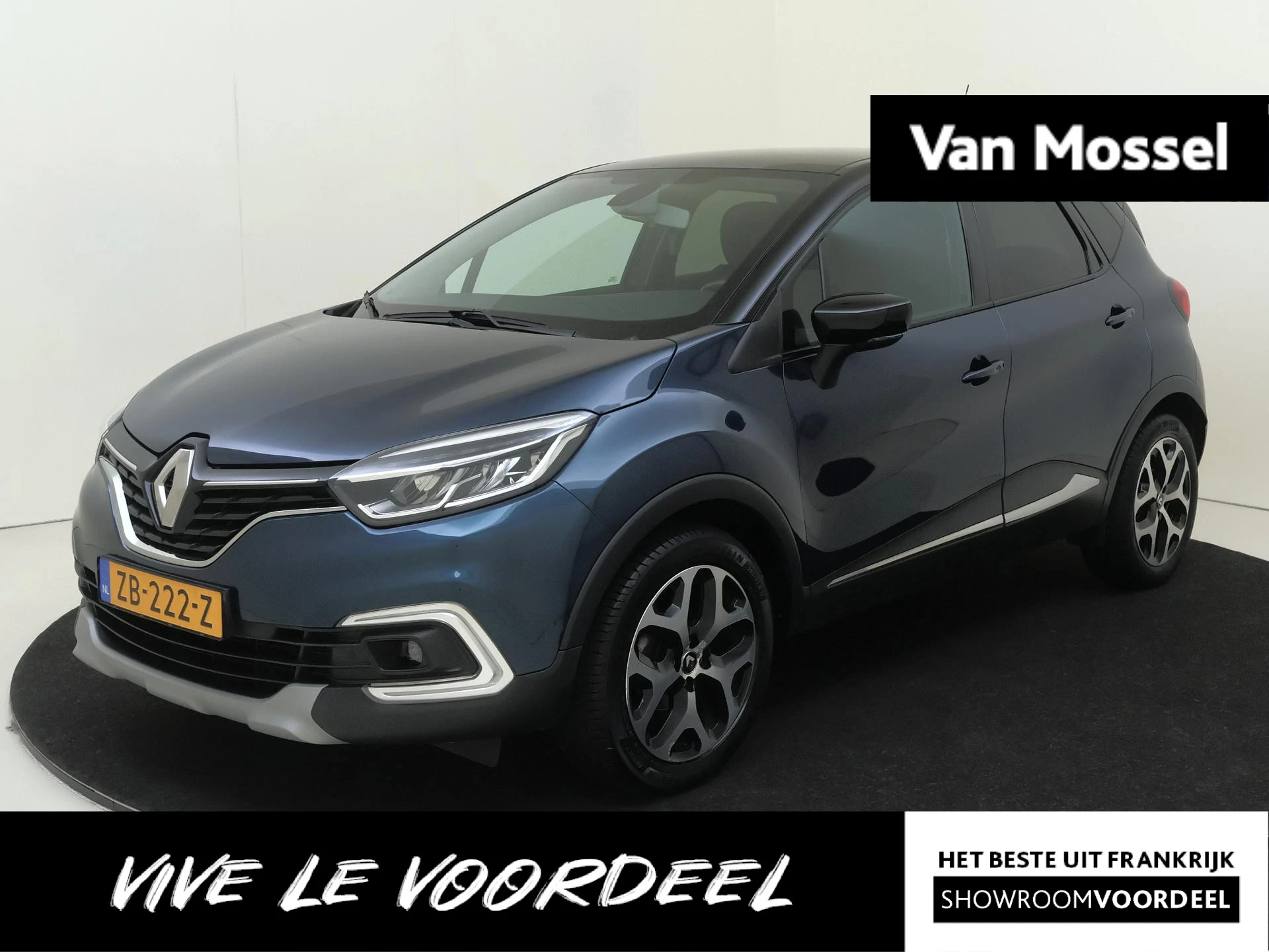 Renault Captur met kenteken 63100 – autofoto 2