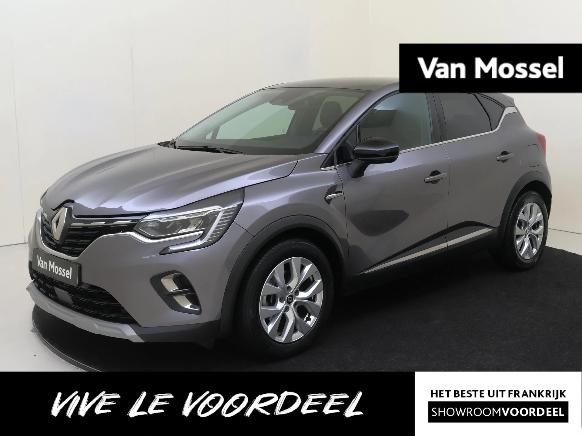 Renault Captur met kenteken 49 – autofoto 2