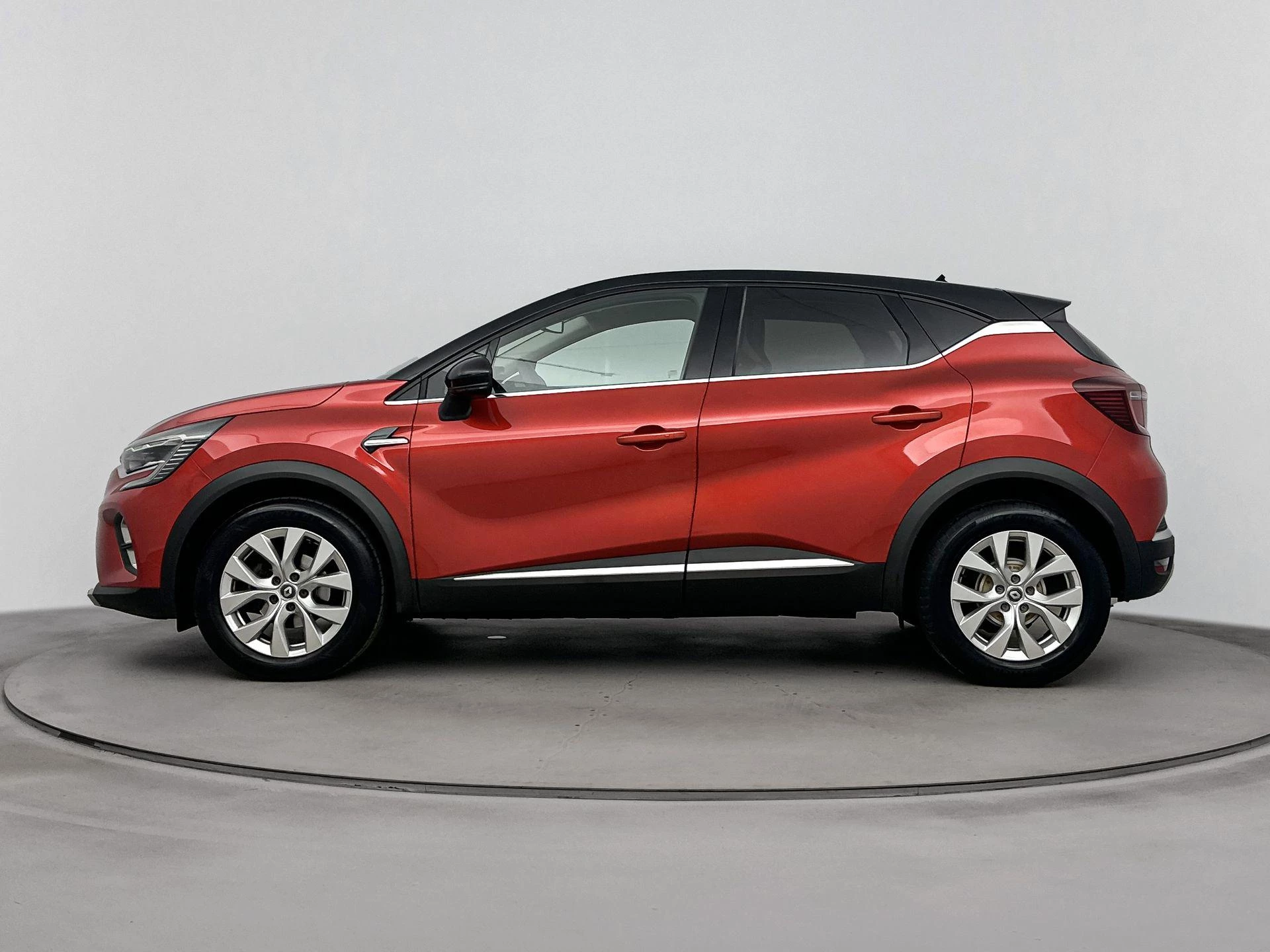 Renault Captur met kenteken 61100 – autofoto 4