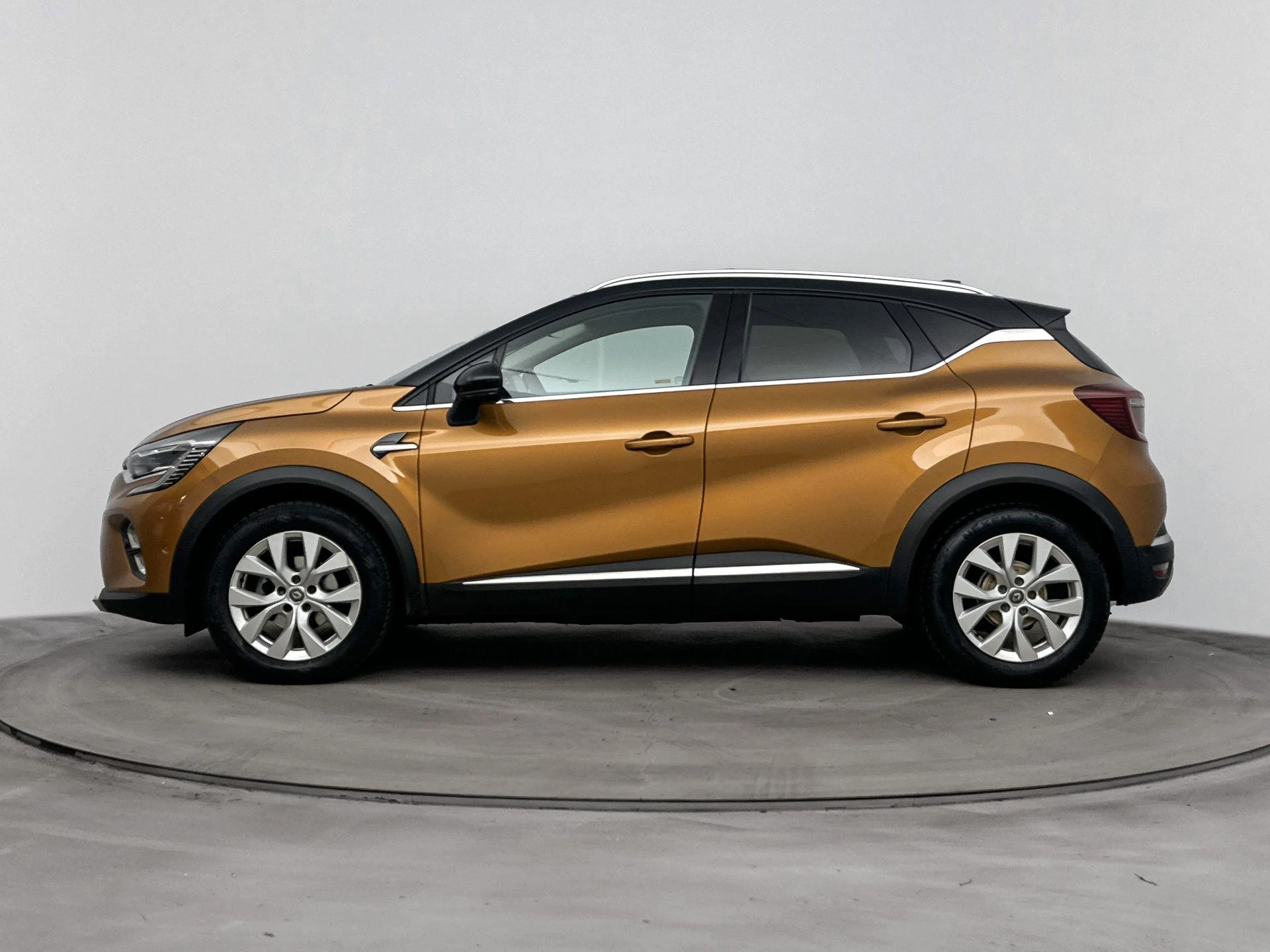 Renault Captur met kenteken 74100 – autofoto 4