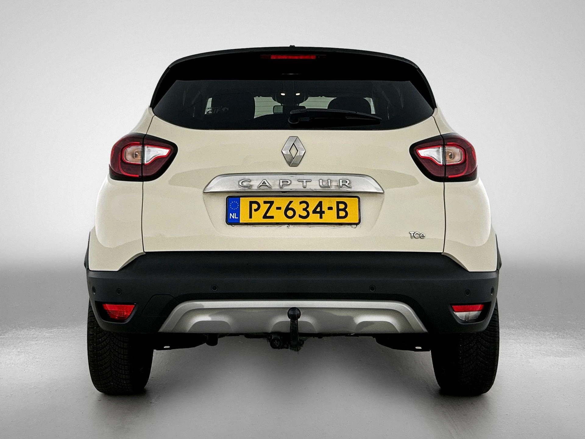 Renault Captur met kenteken 60100 – autofoto 5