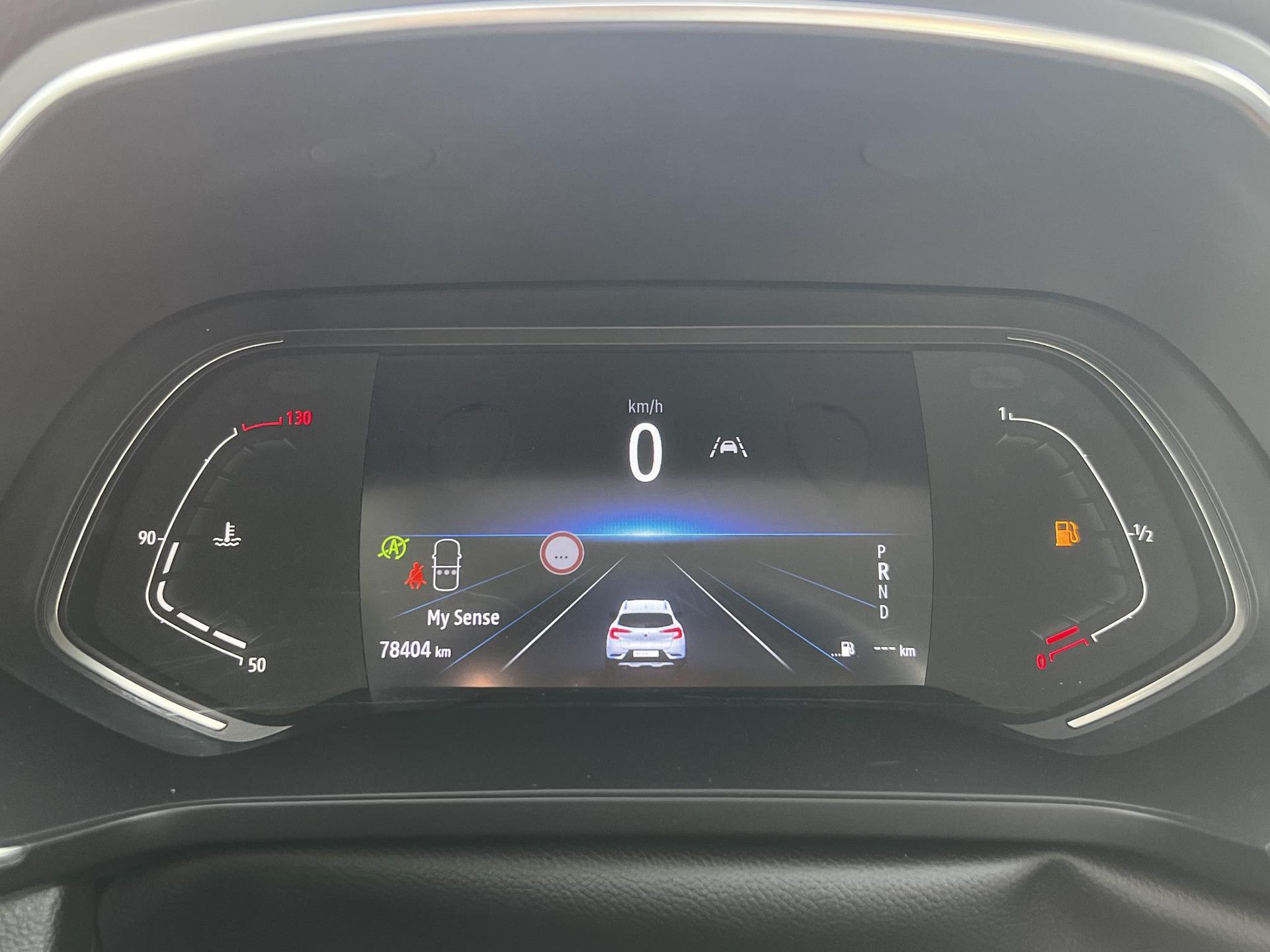 Renault Captur met kenteken KSB-82-P – dashboard