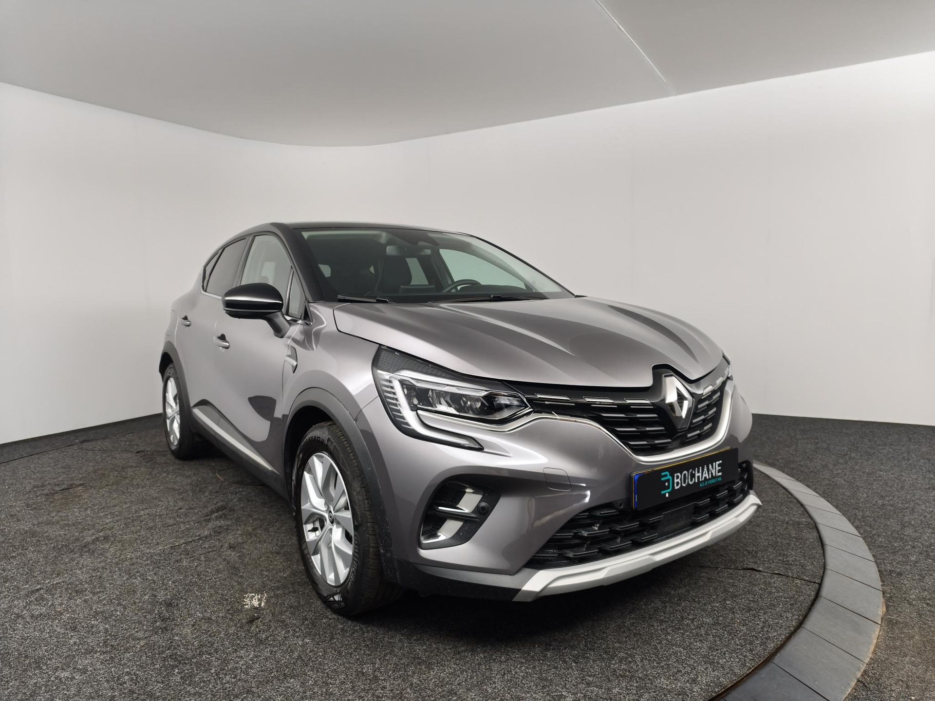 Renault Captur met kenteken KSK-48-B – detailfoto