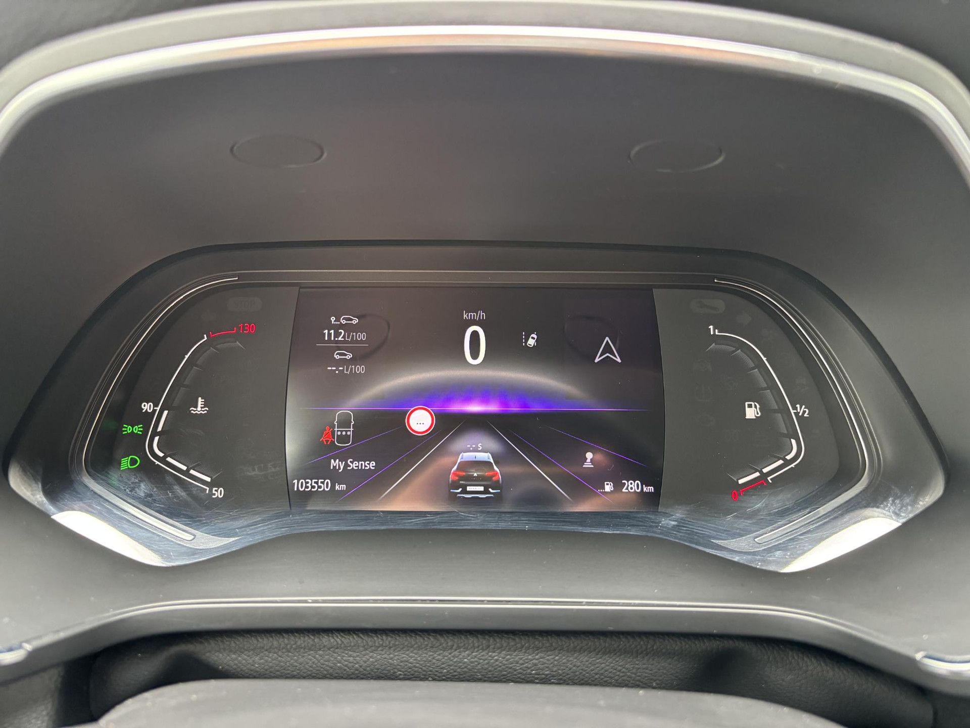 Renault Captur met kenteken L-245-SJ – dashboard