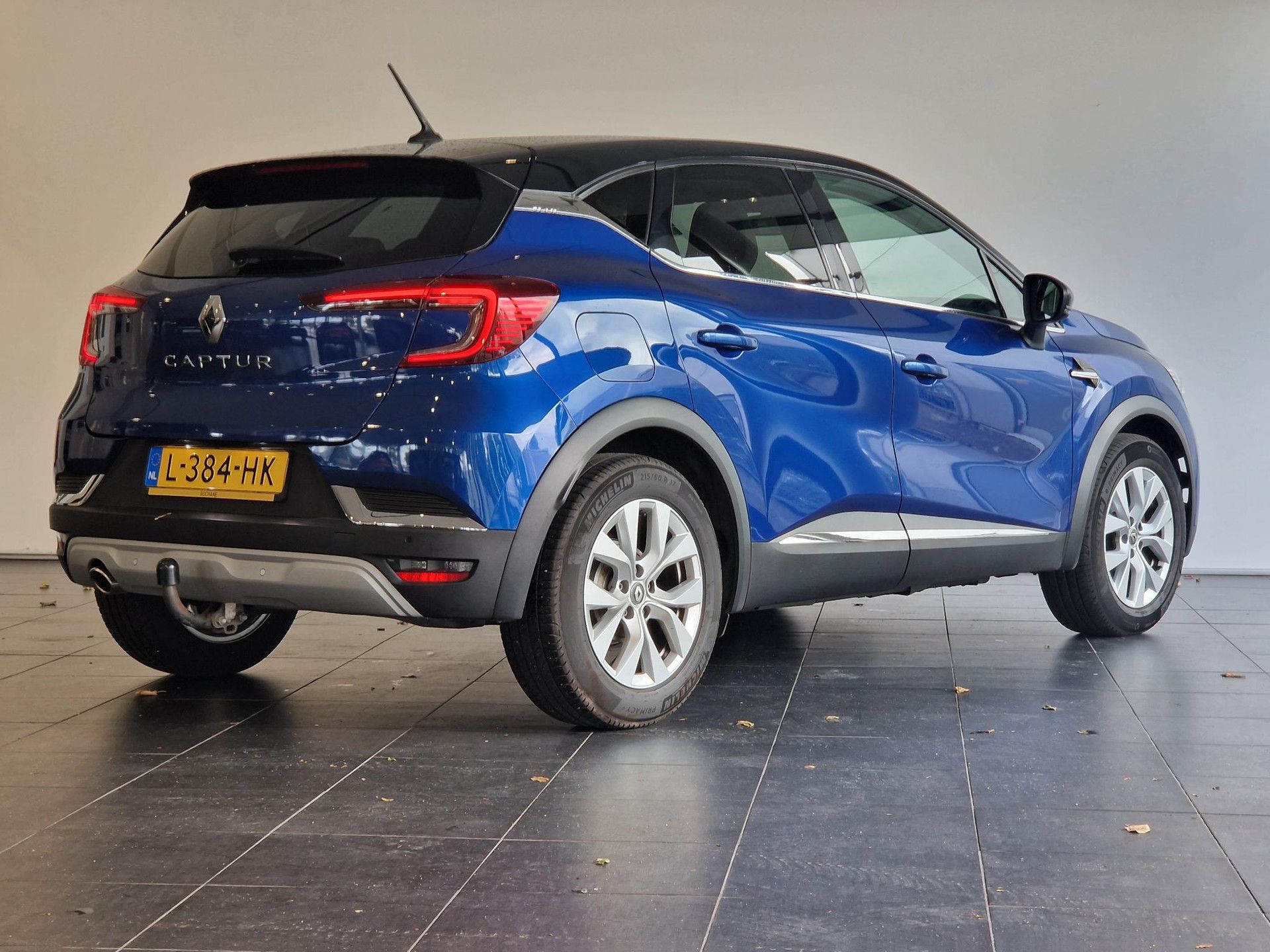 Renault Captur met kenteken L-384-HK – achteraanzicht