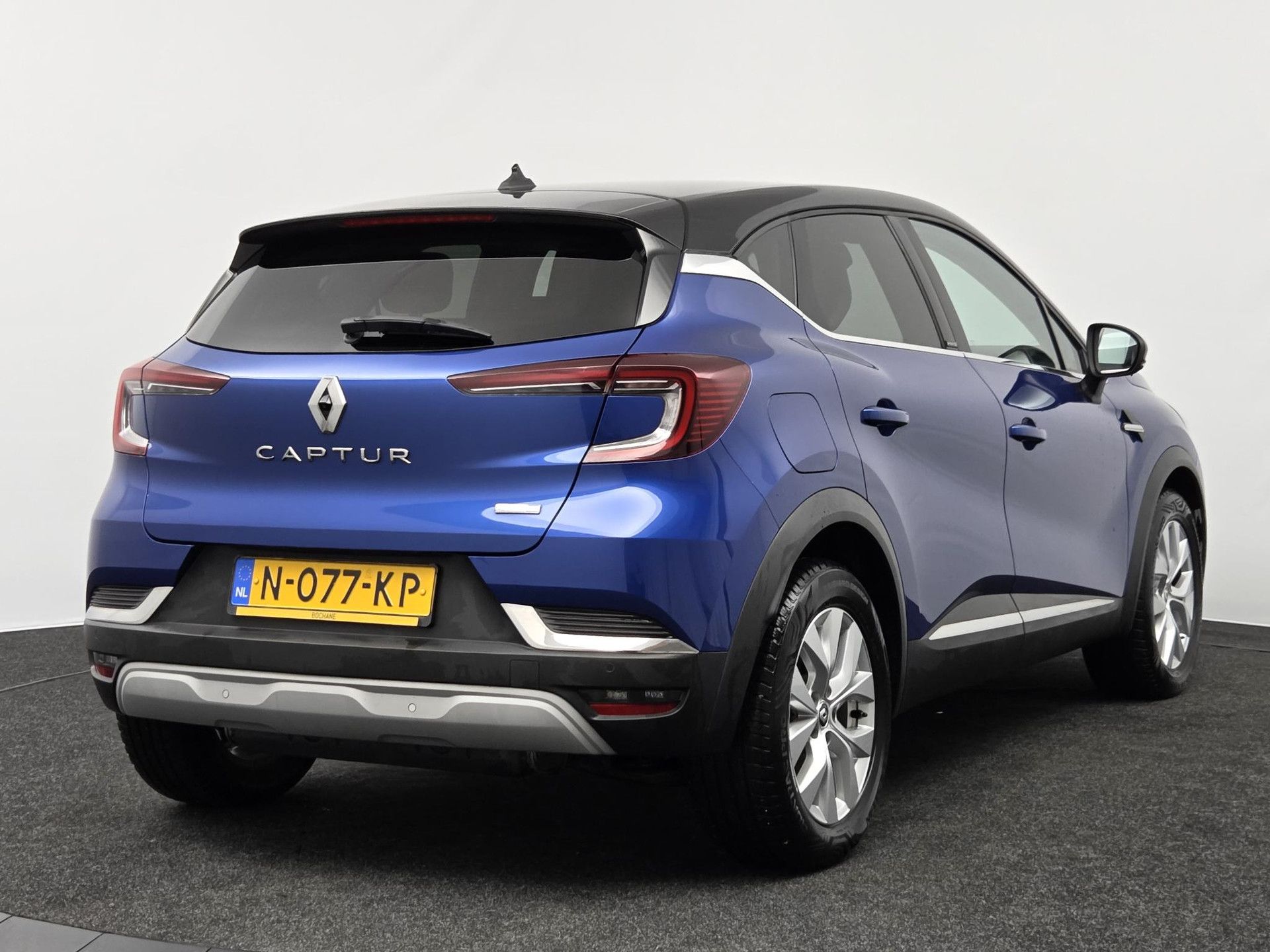 Renault Captur met kenteken N-077-KP – achteraanzicht