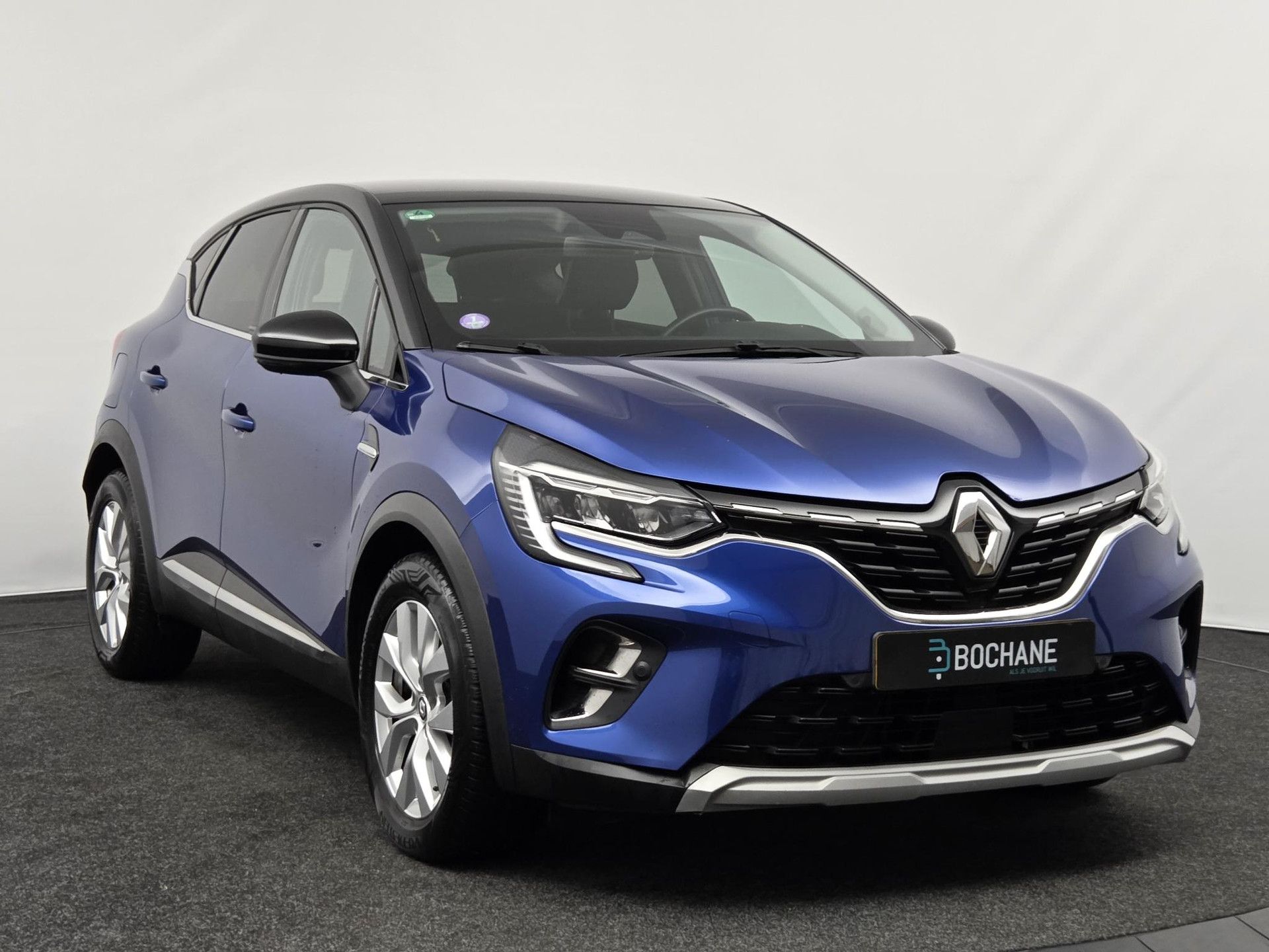 Renault Captur met kenteken N-077-KP – detailfoto