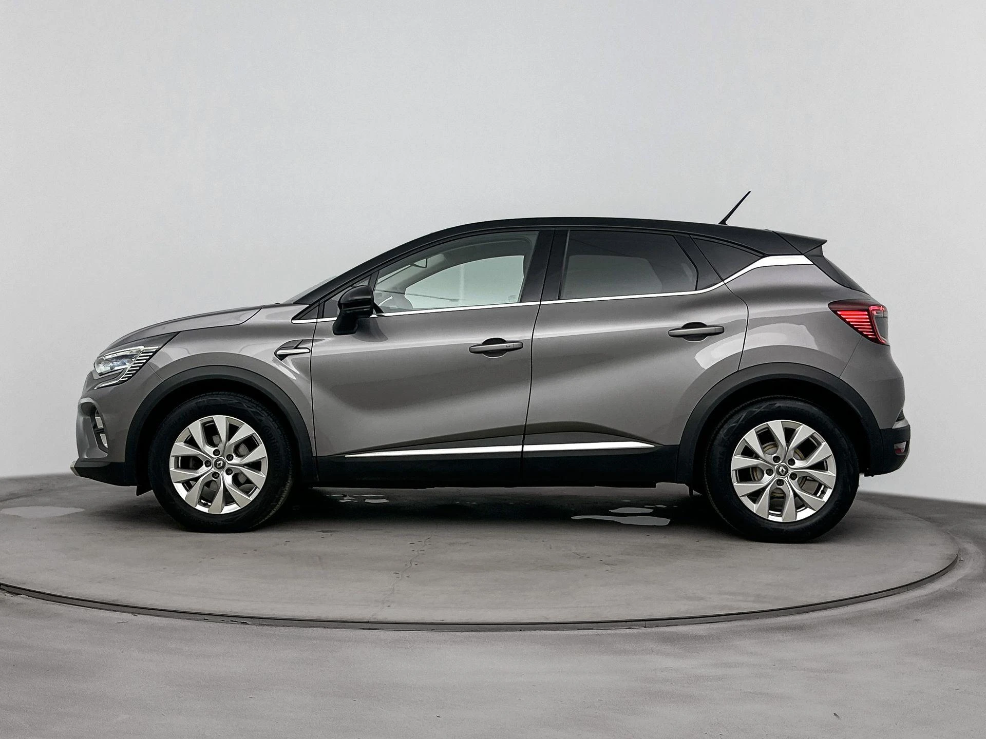 Renault Captur met kenteken N-096-JS – autofoto 4