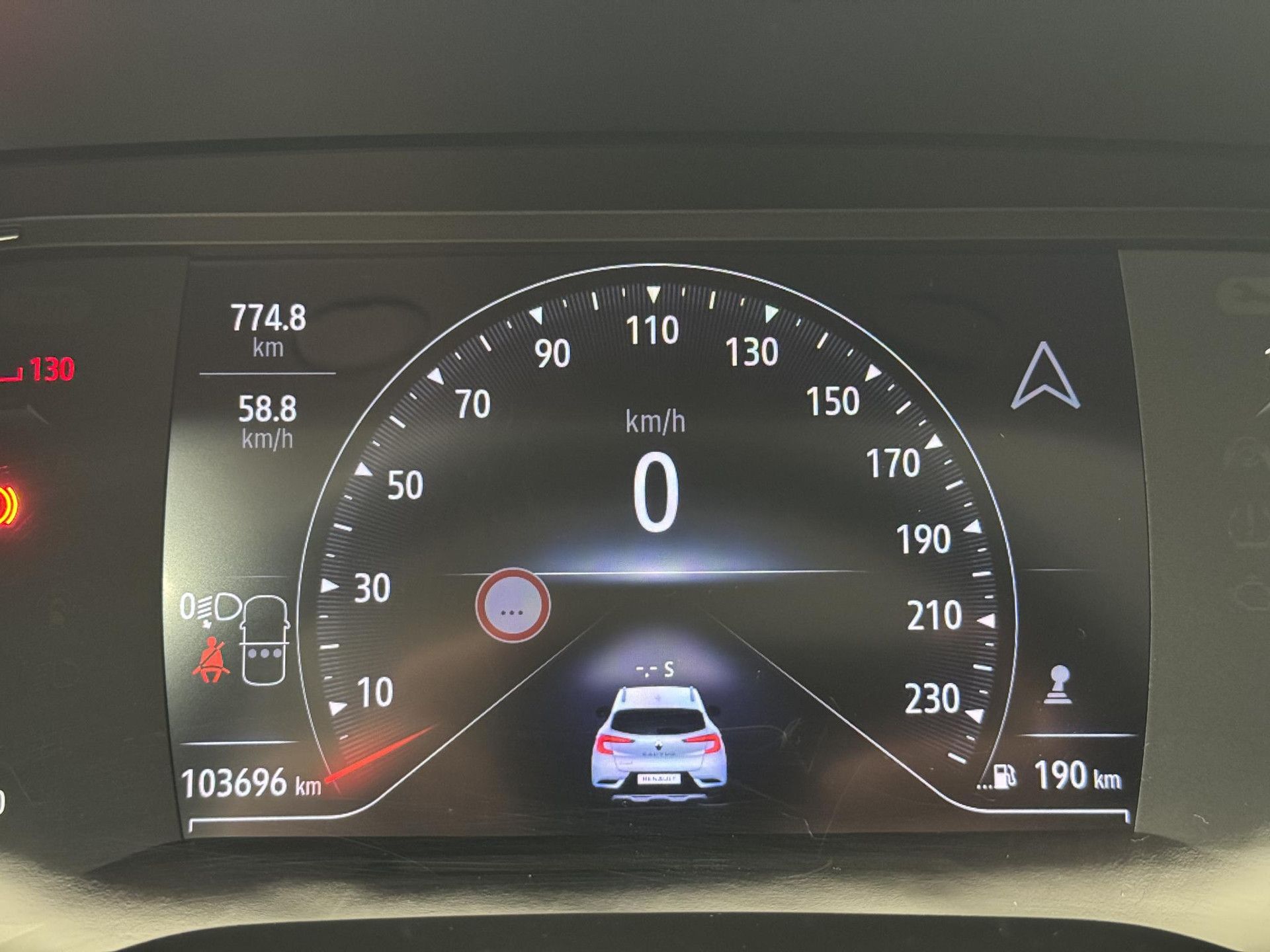 Renault Captur met kenteken N-433-ZS – dashboard