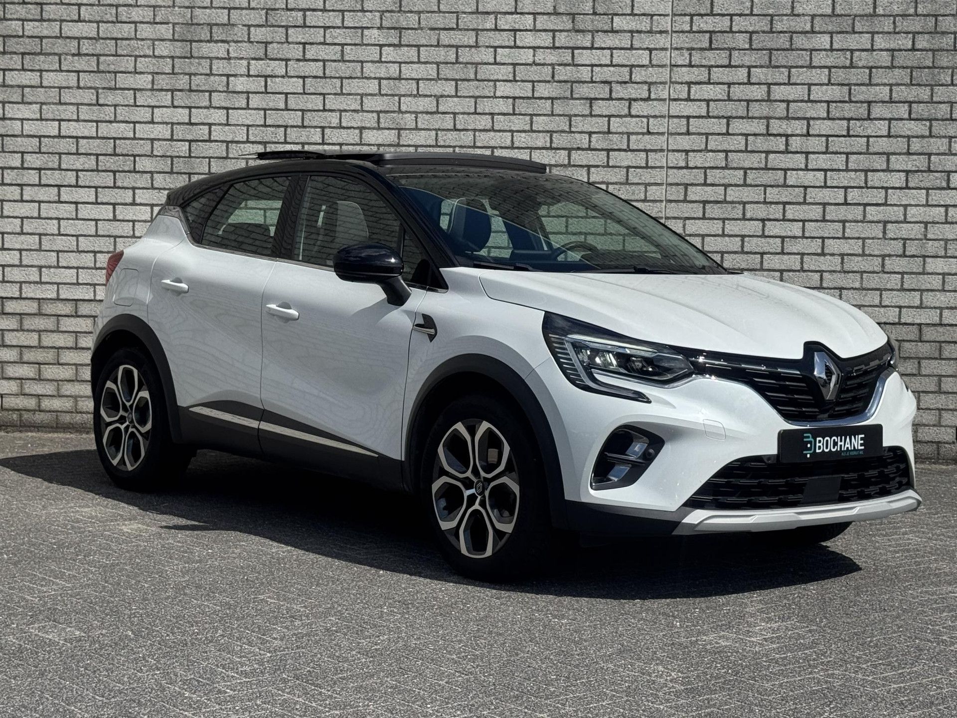 Renault Captur met kenteken N-955-GN – detailfoto