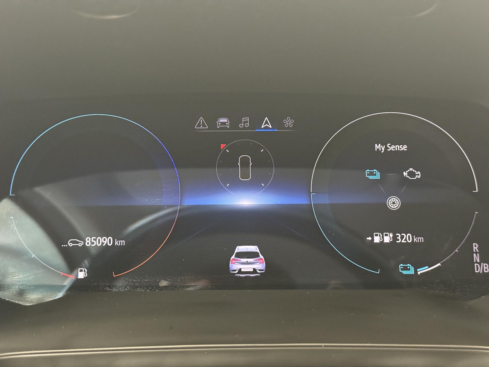 Renault Captur met kenteken P-446-ZJ – dashboard