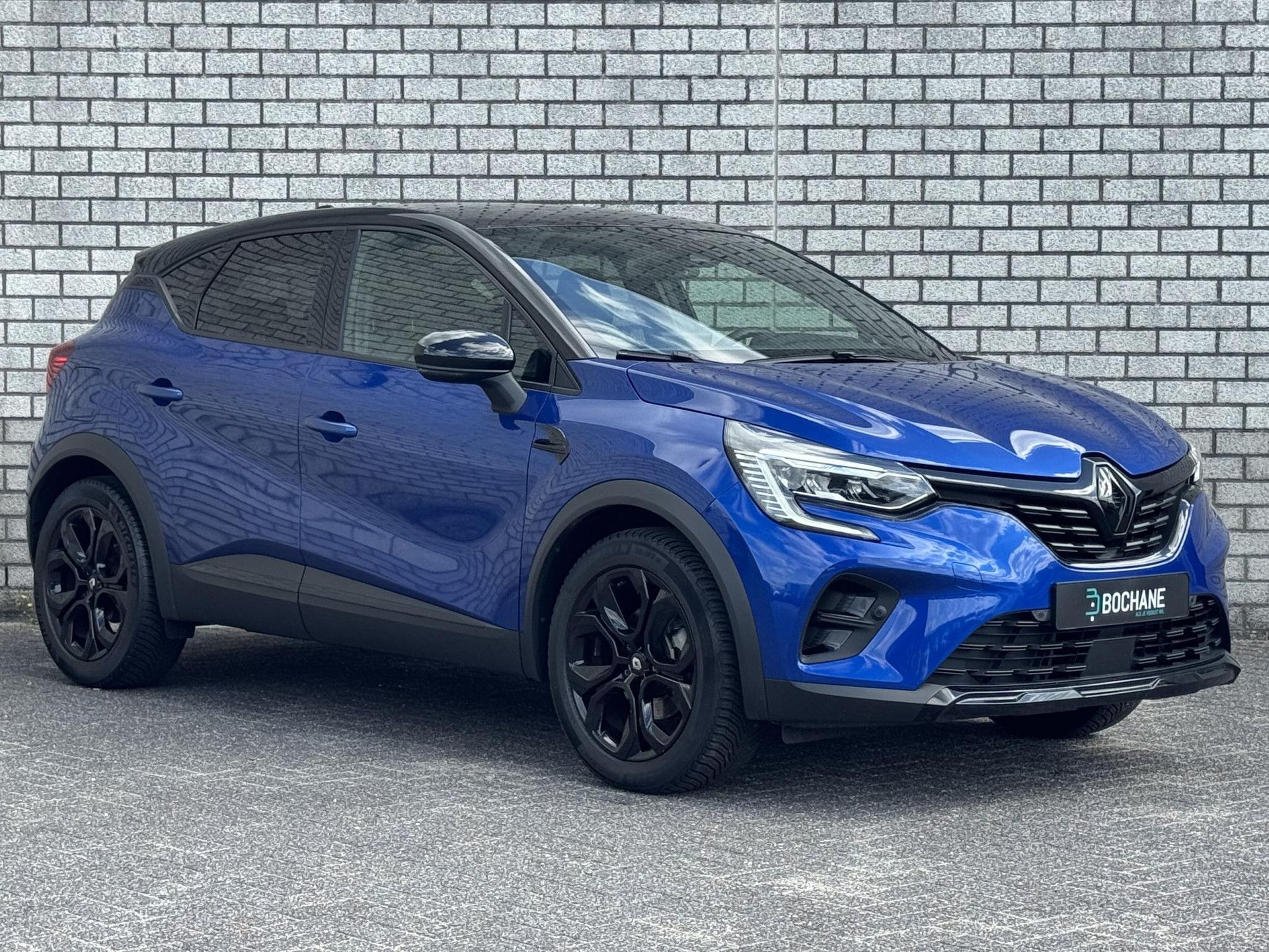 Renault Captur met kenteken R-904-RN – detailfoto