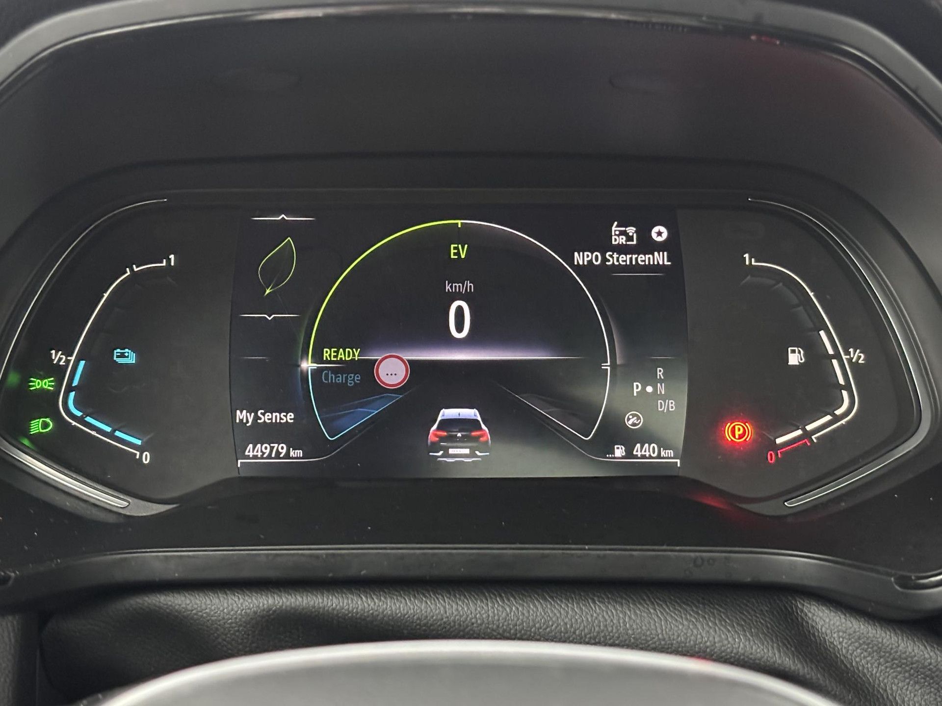 Renault Captur met kenteken S-347-SP – dashboard
