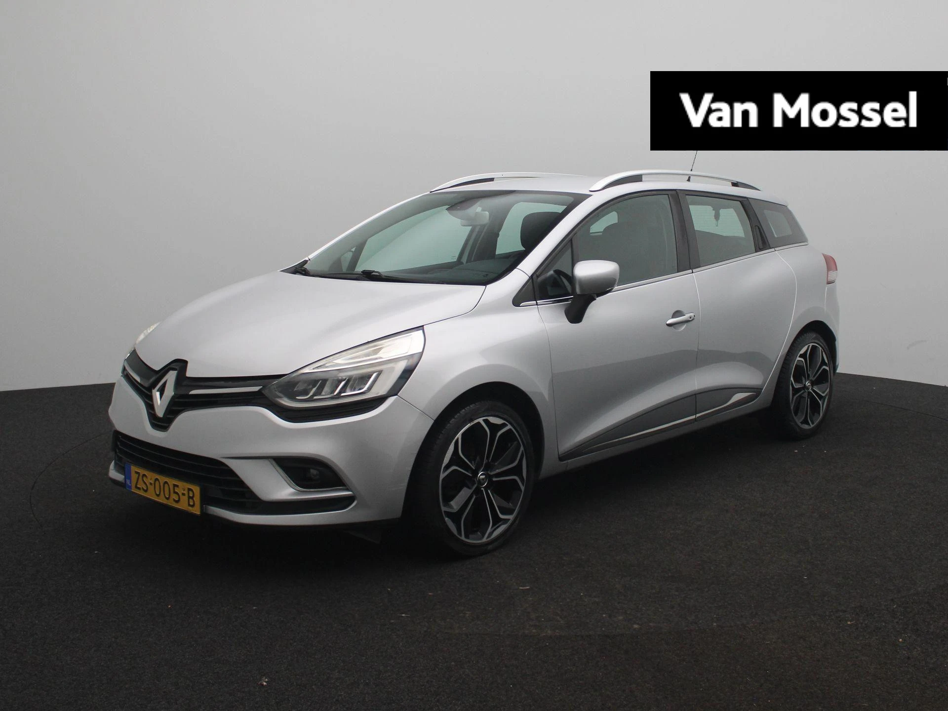 Renault Clio met kenteken 57100 – autofoto 2