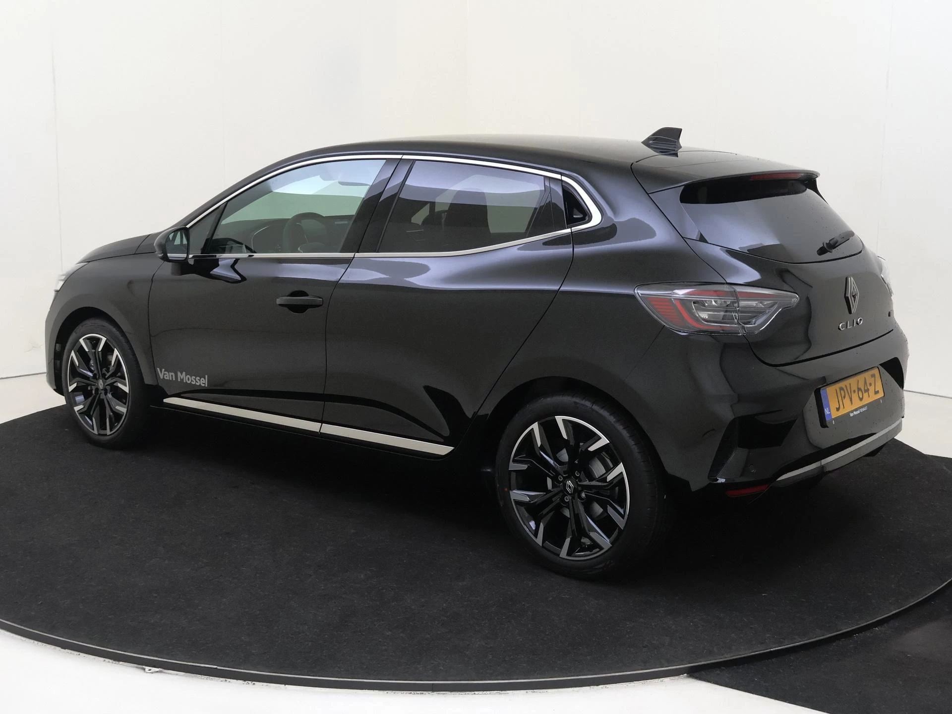 Renault Clio – autofoto 4