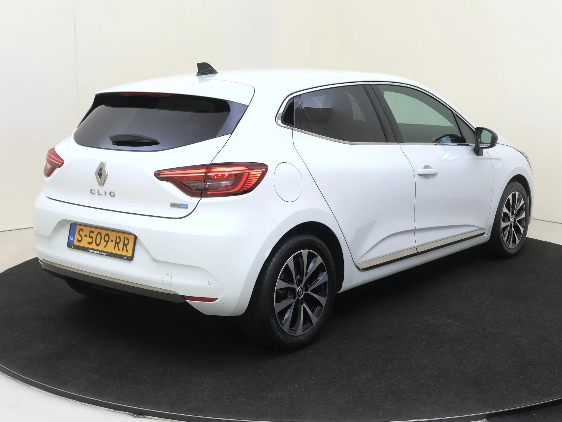Renault Clio – autofoto 5