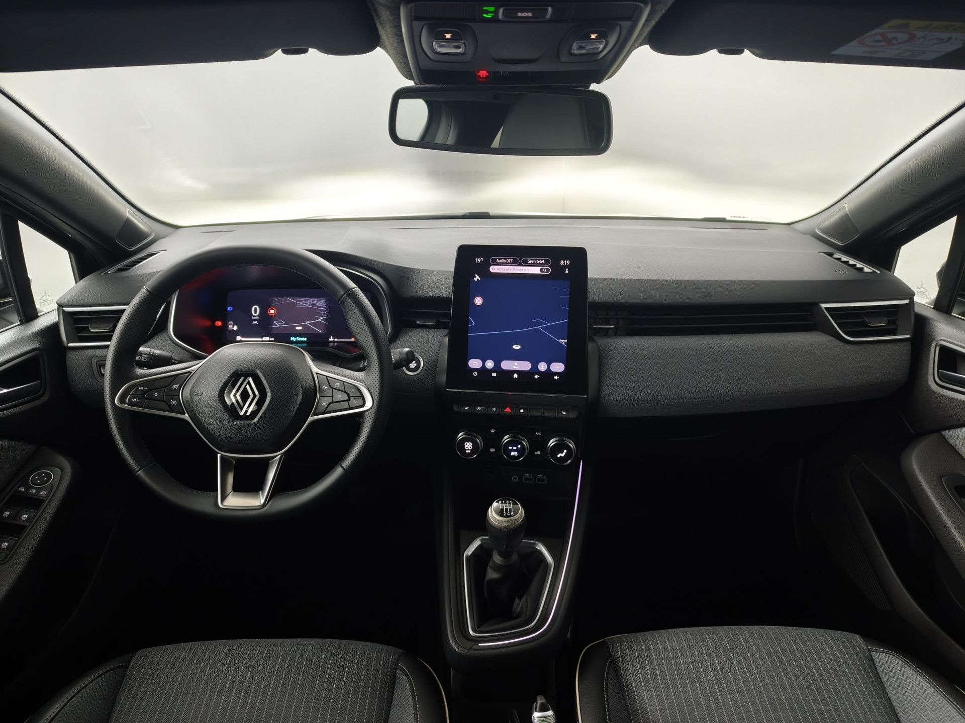 Renault Clio met kenteken GDZ-31-B – interieur