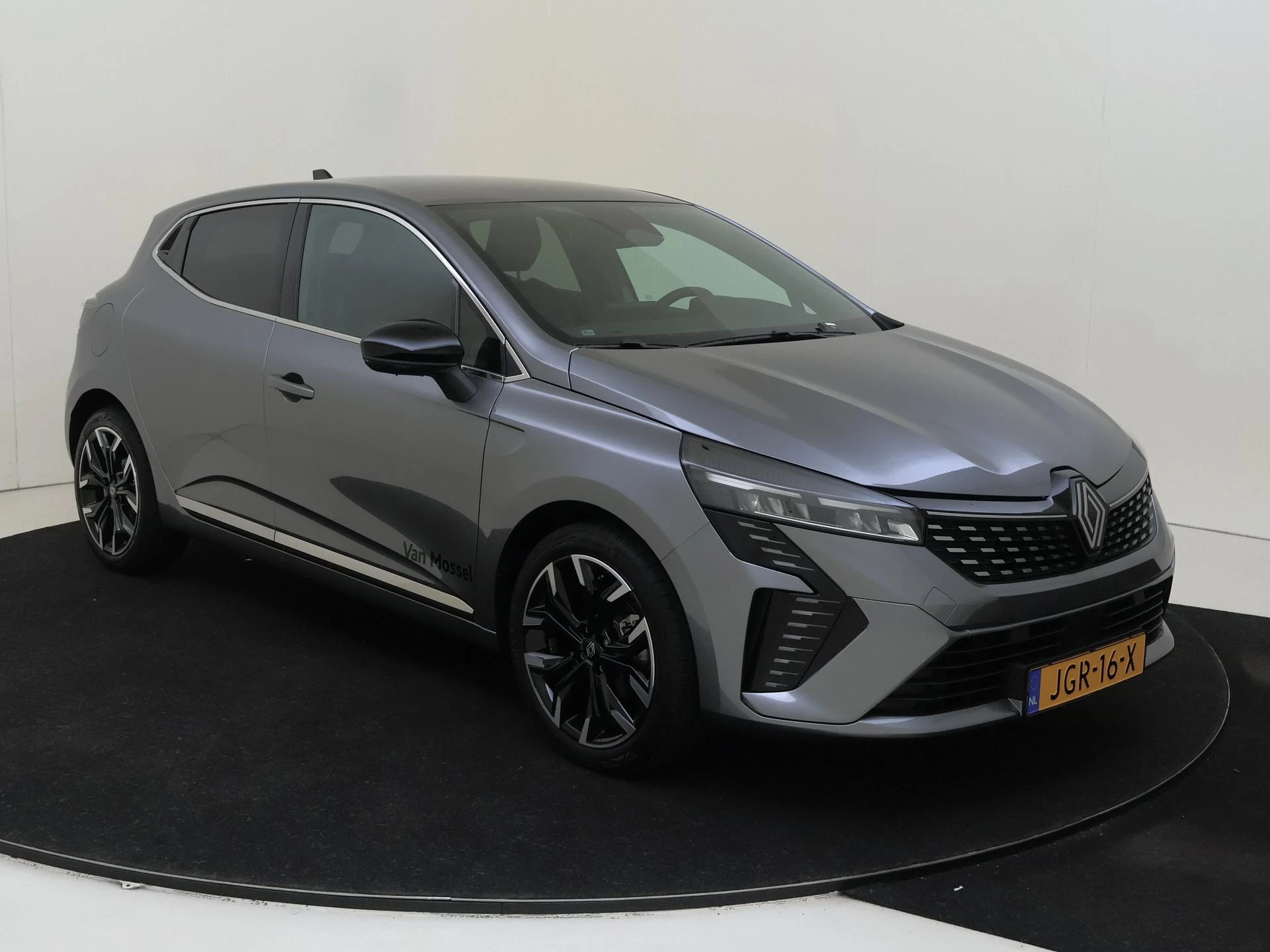 Renault Clio met kenteken JGR-16-X – autofoto 3