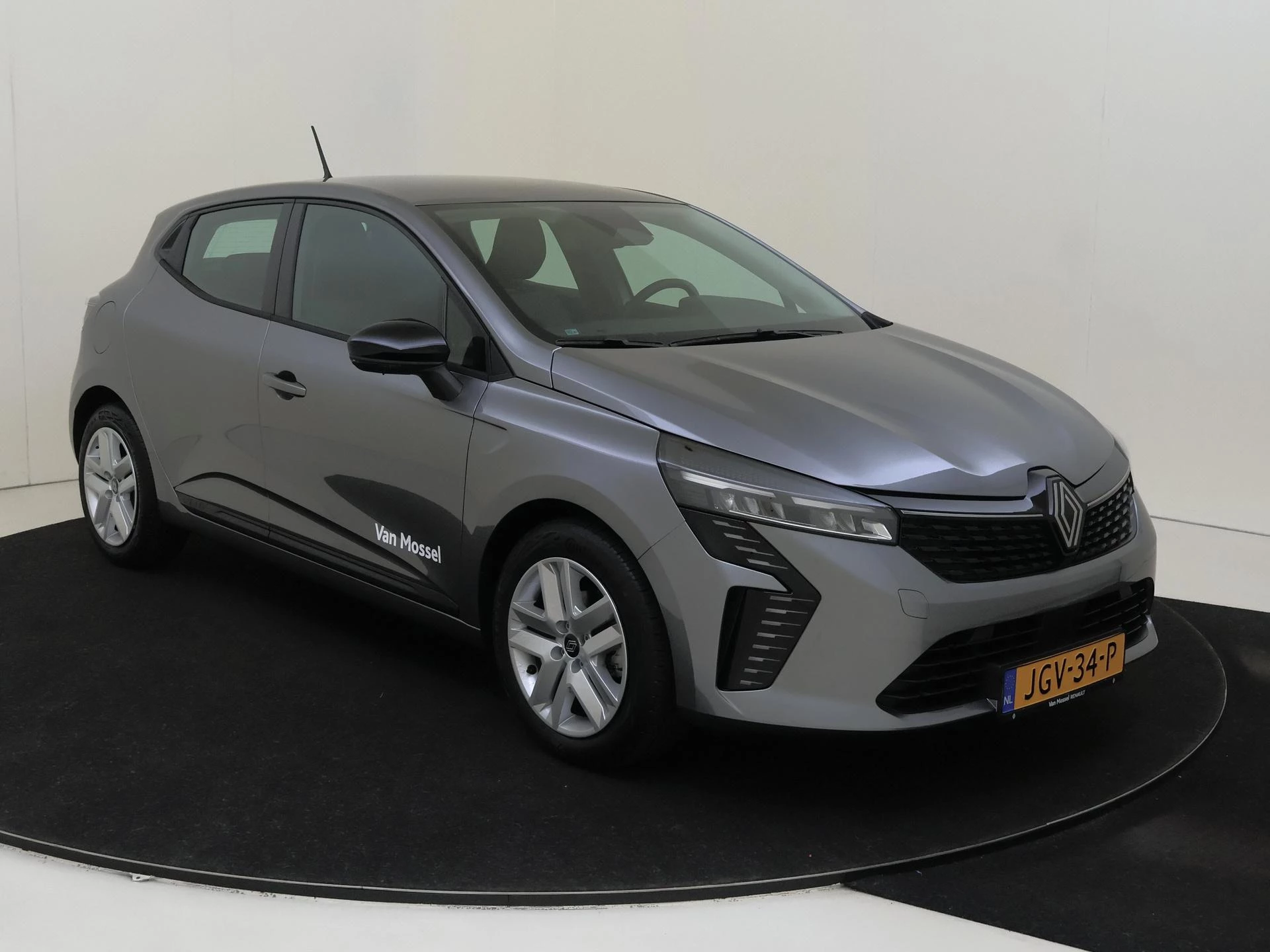 Renault Clio met kenteken JGV-34-P – autofoto 4