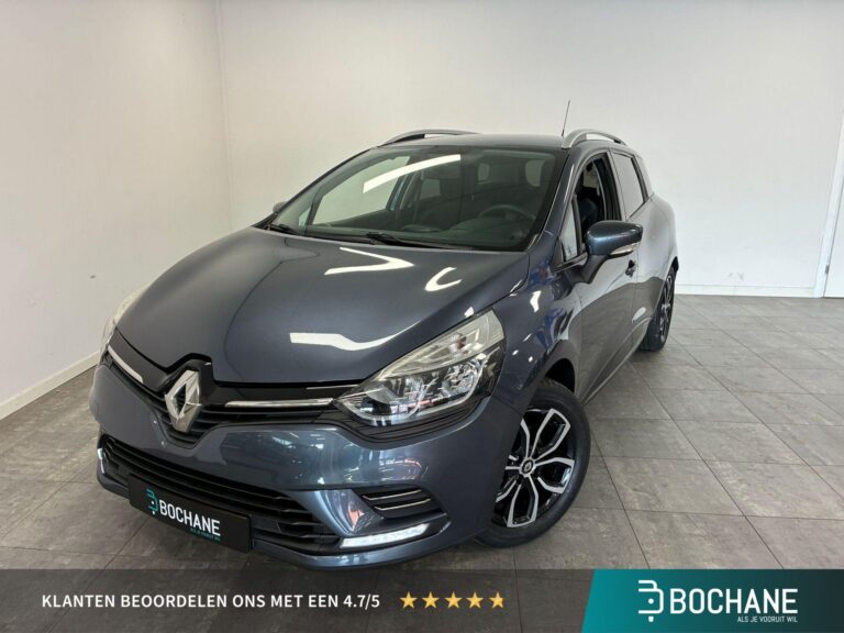 Renault Clio met kenteken KK-426-J – vooraanzicht