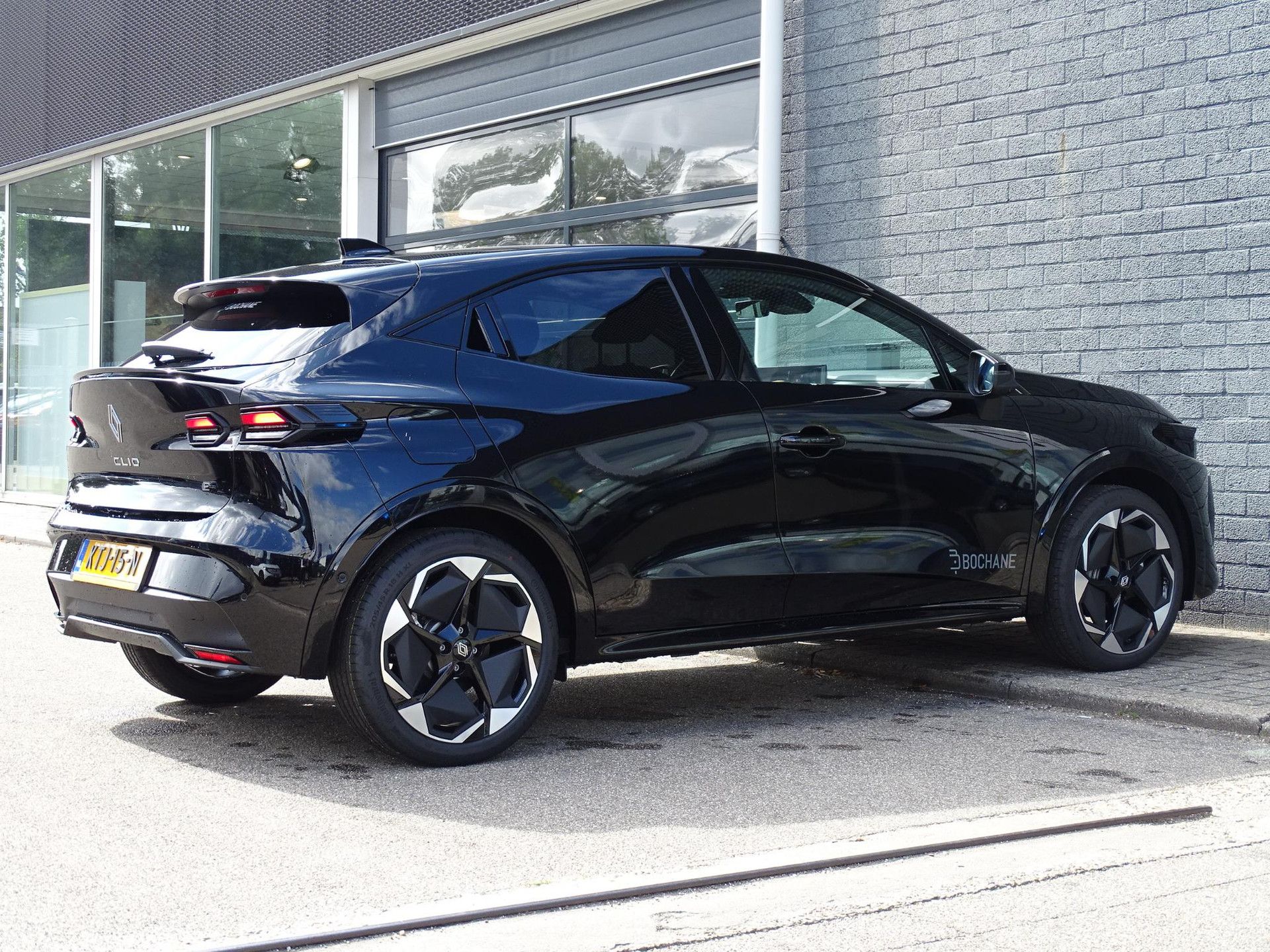 Renault Clio met kenteken KTJ-15-N – achteraanzicht